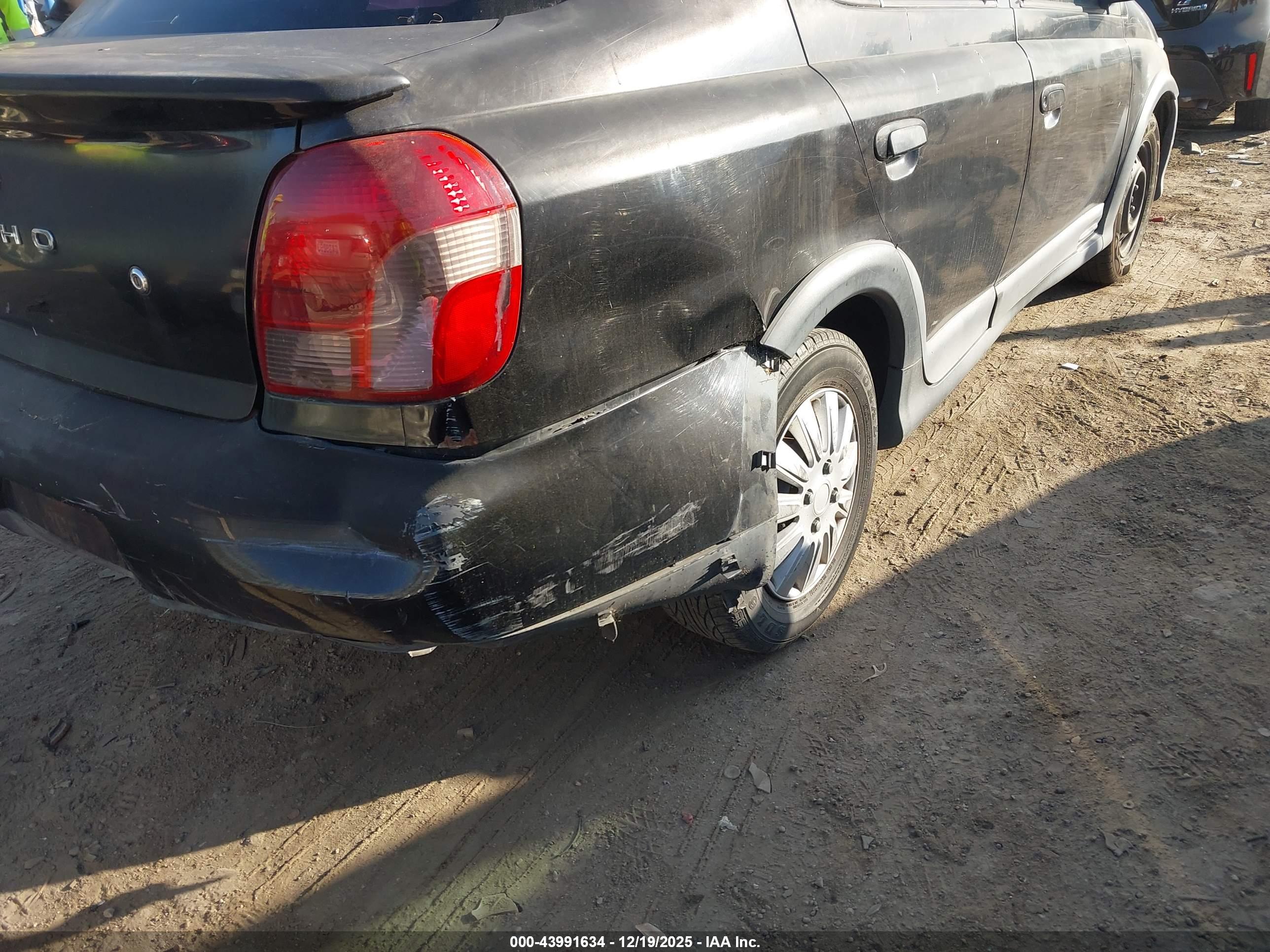 TOYOTA ECHO image 6
