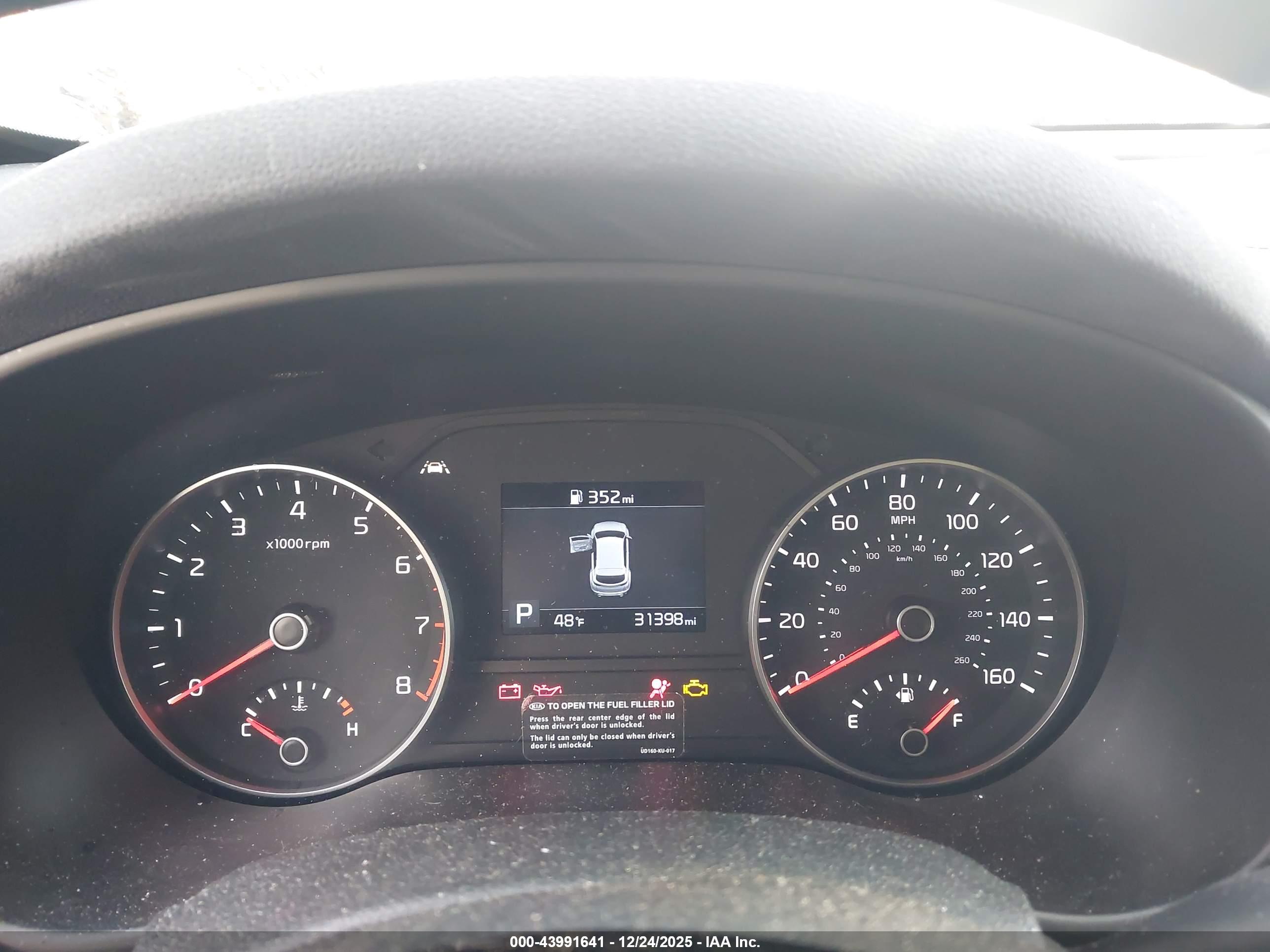KIA SPORTAGE image 7