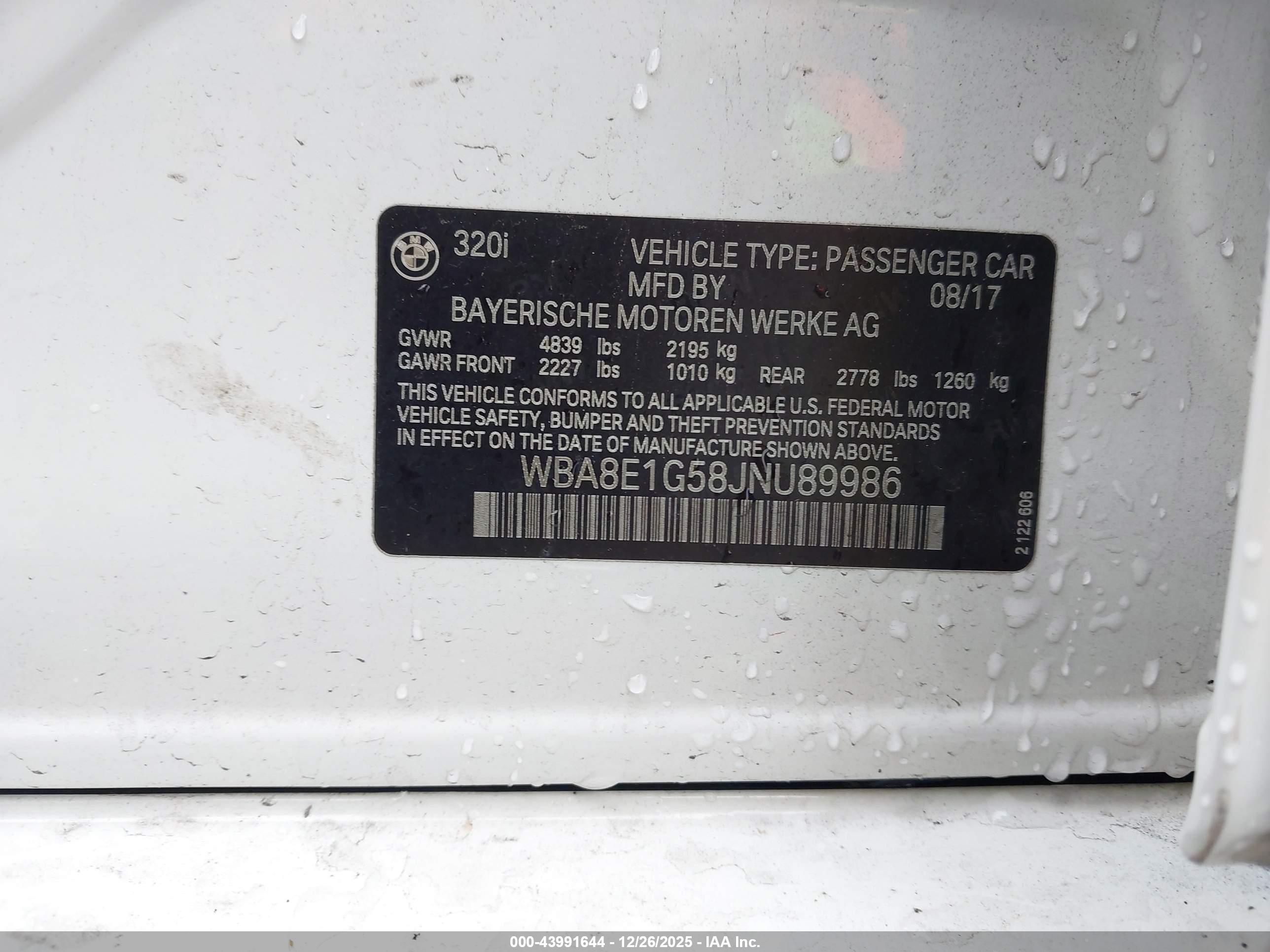 BMW 320I image 9