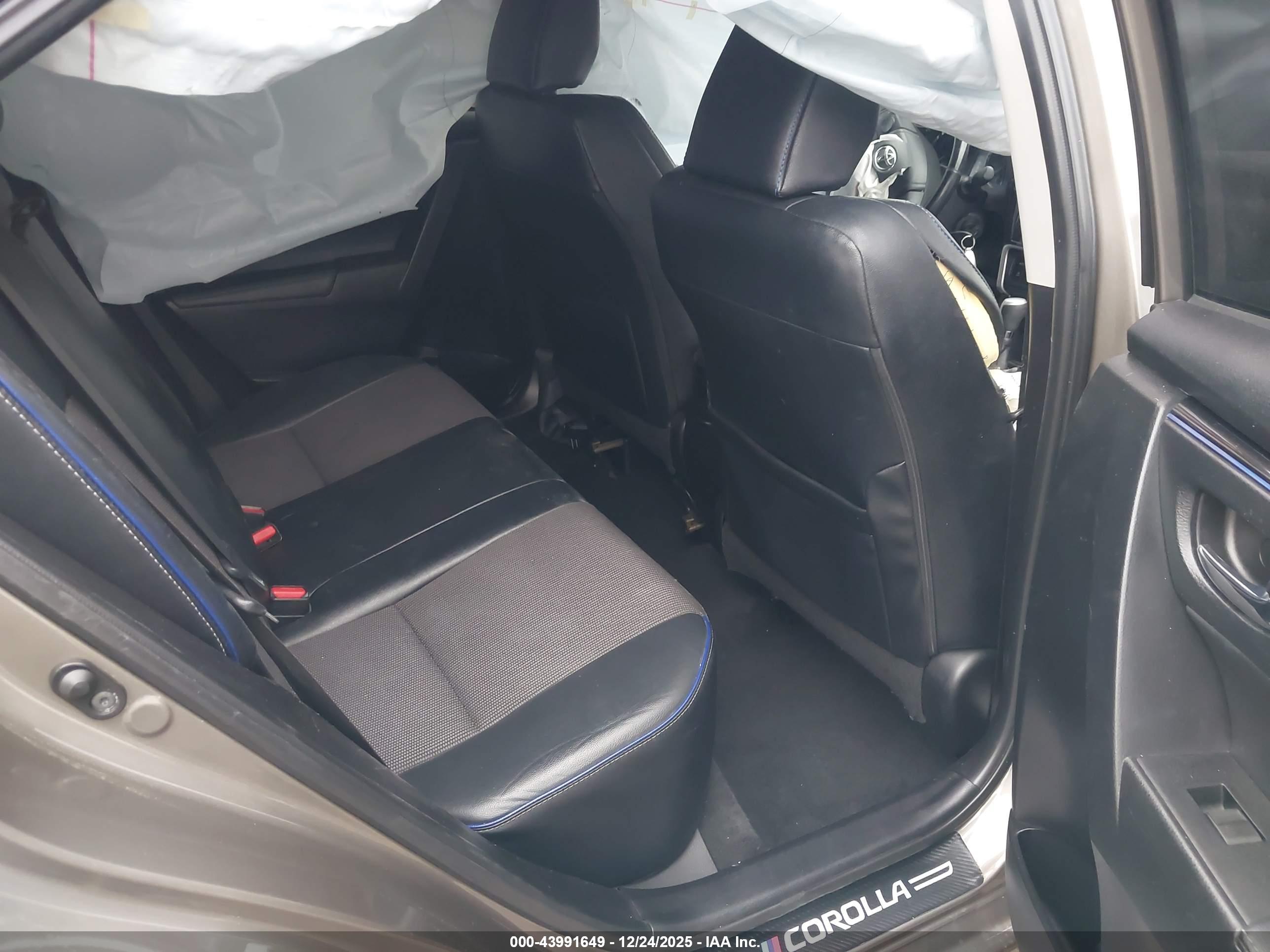 TOYOTA COROLLA image 8