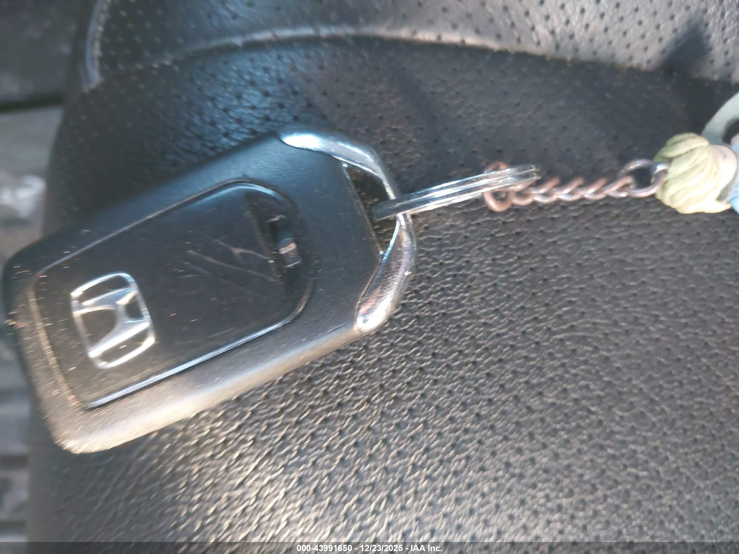 HONDA CIVIC image 11