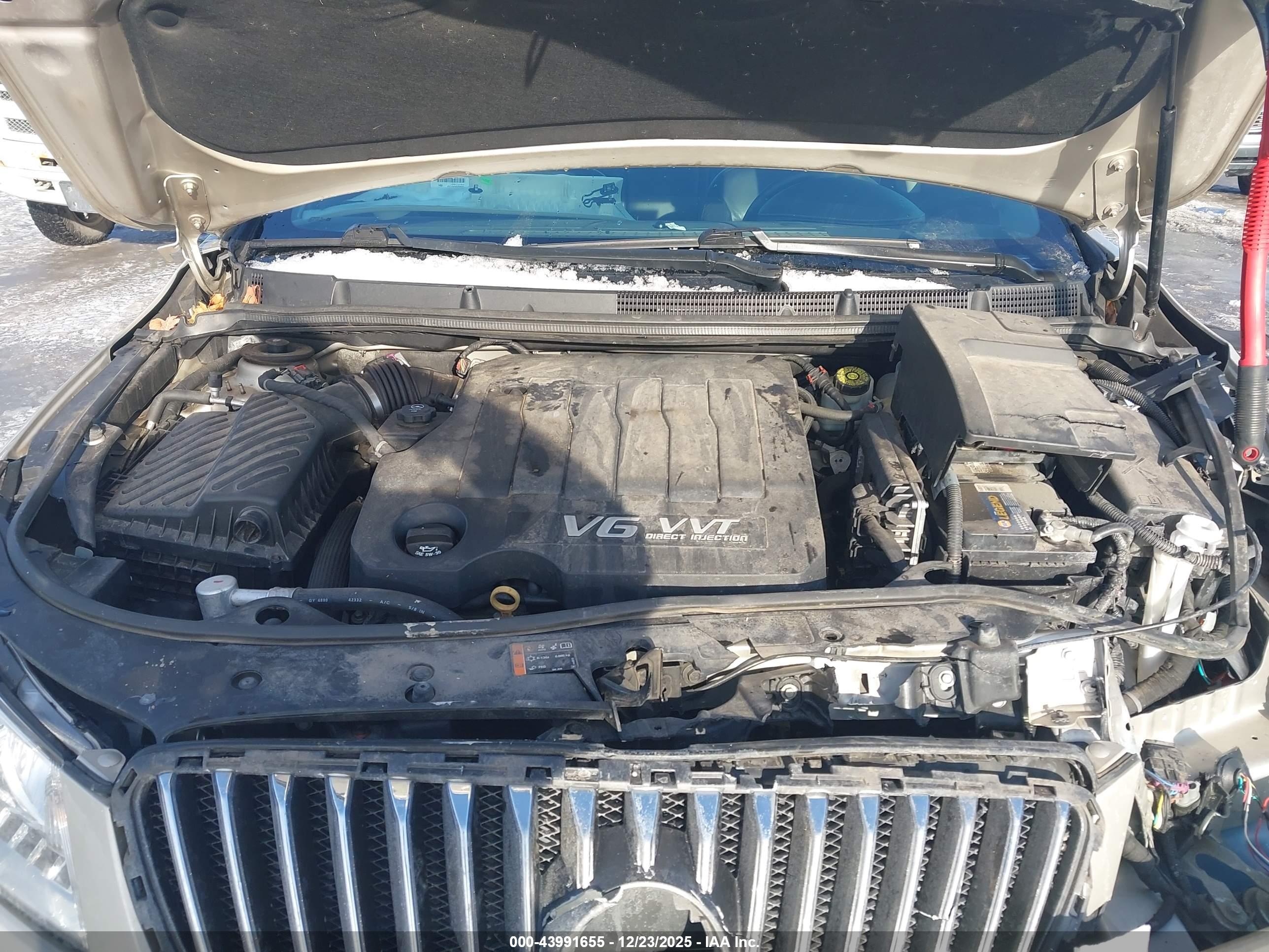 BUICK LACROSSE image 10