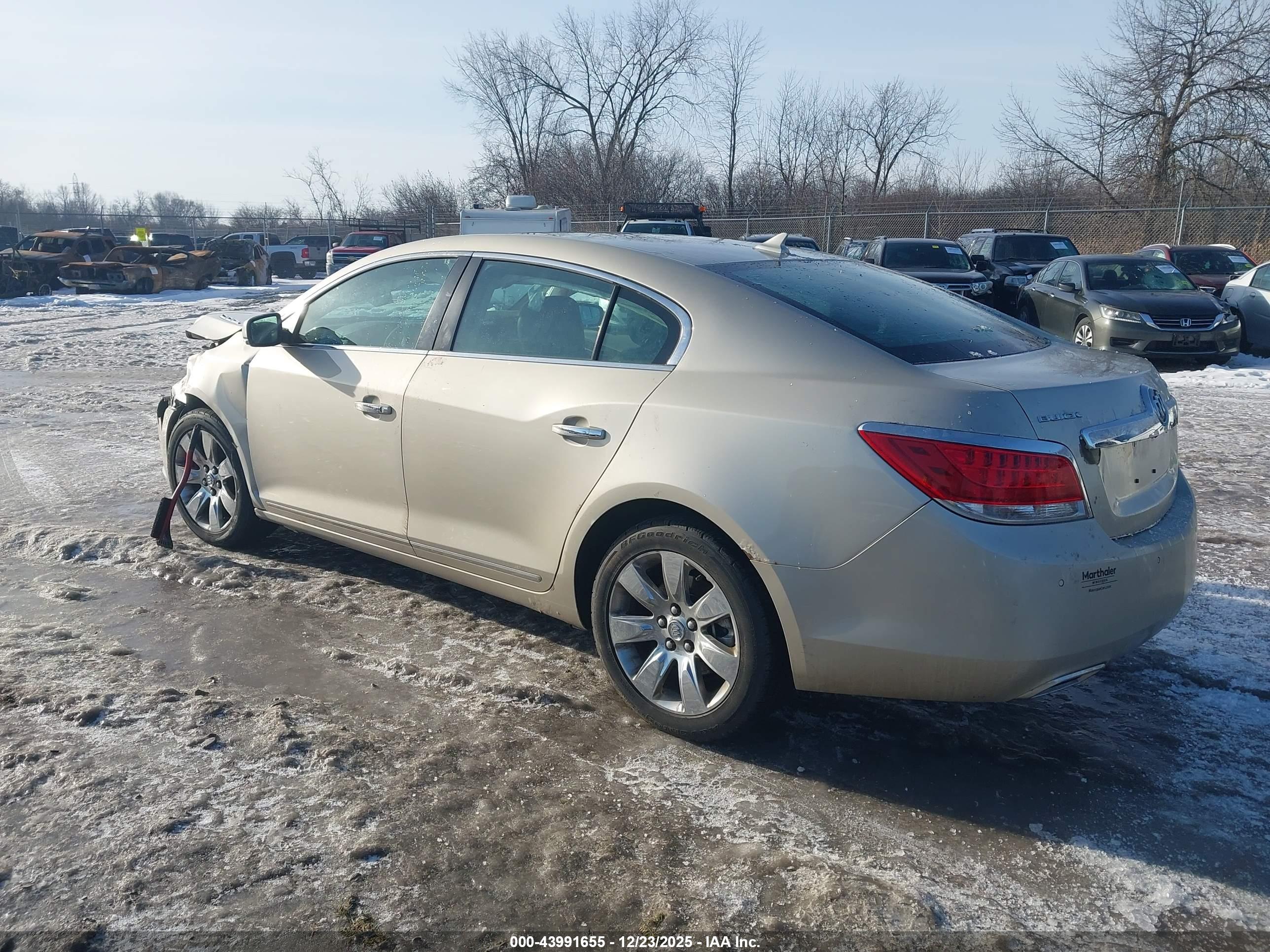 BUICK LACROSSE image 3