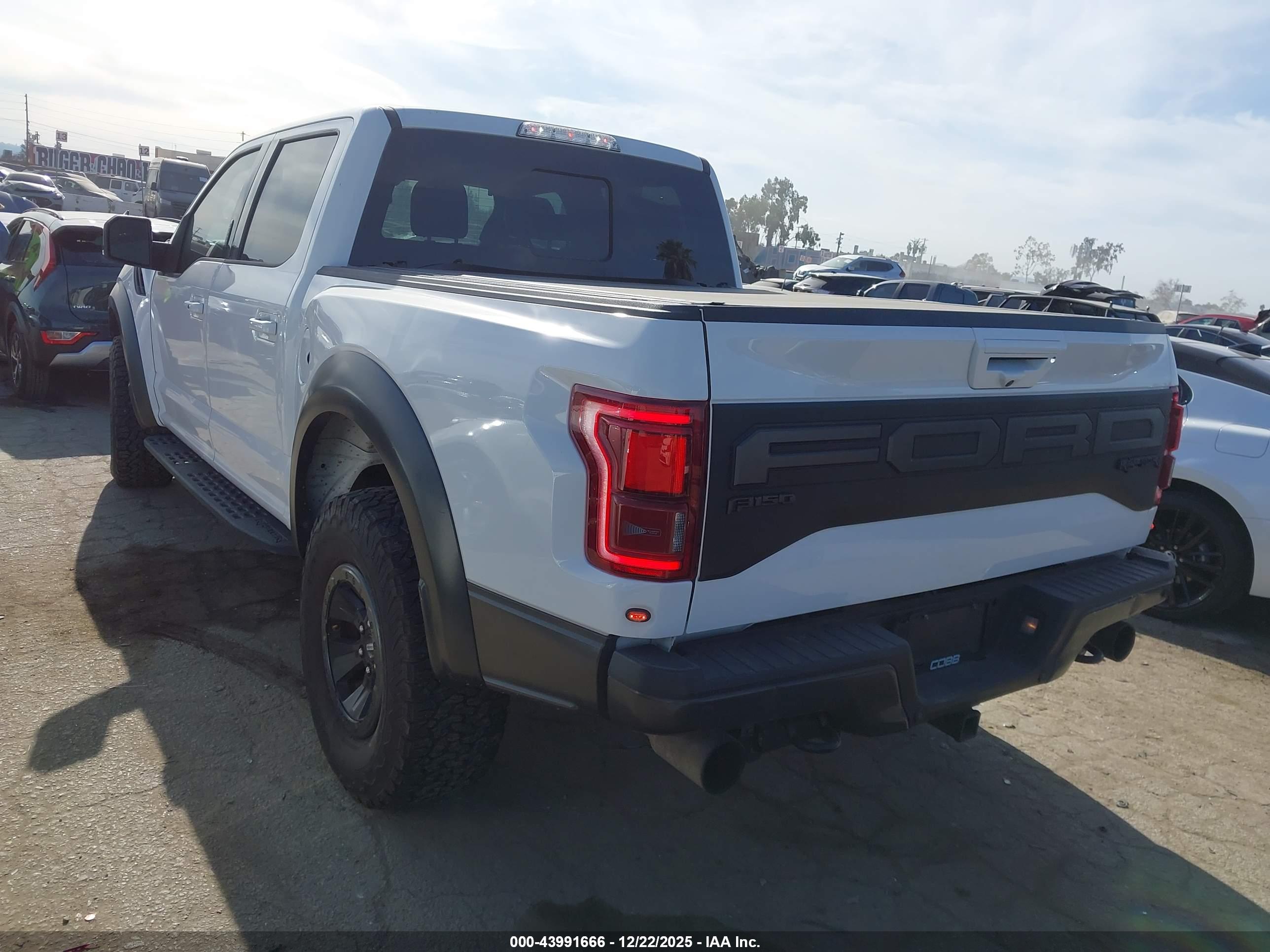 FORD F-150 image 3