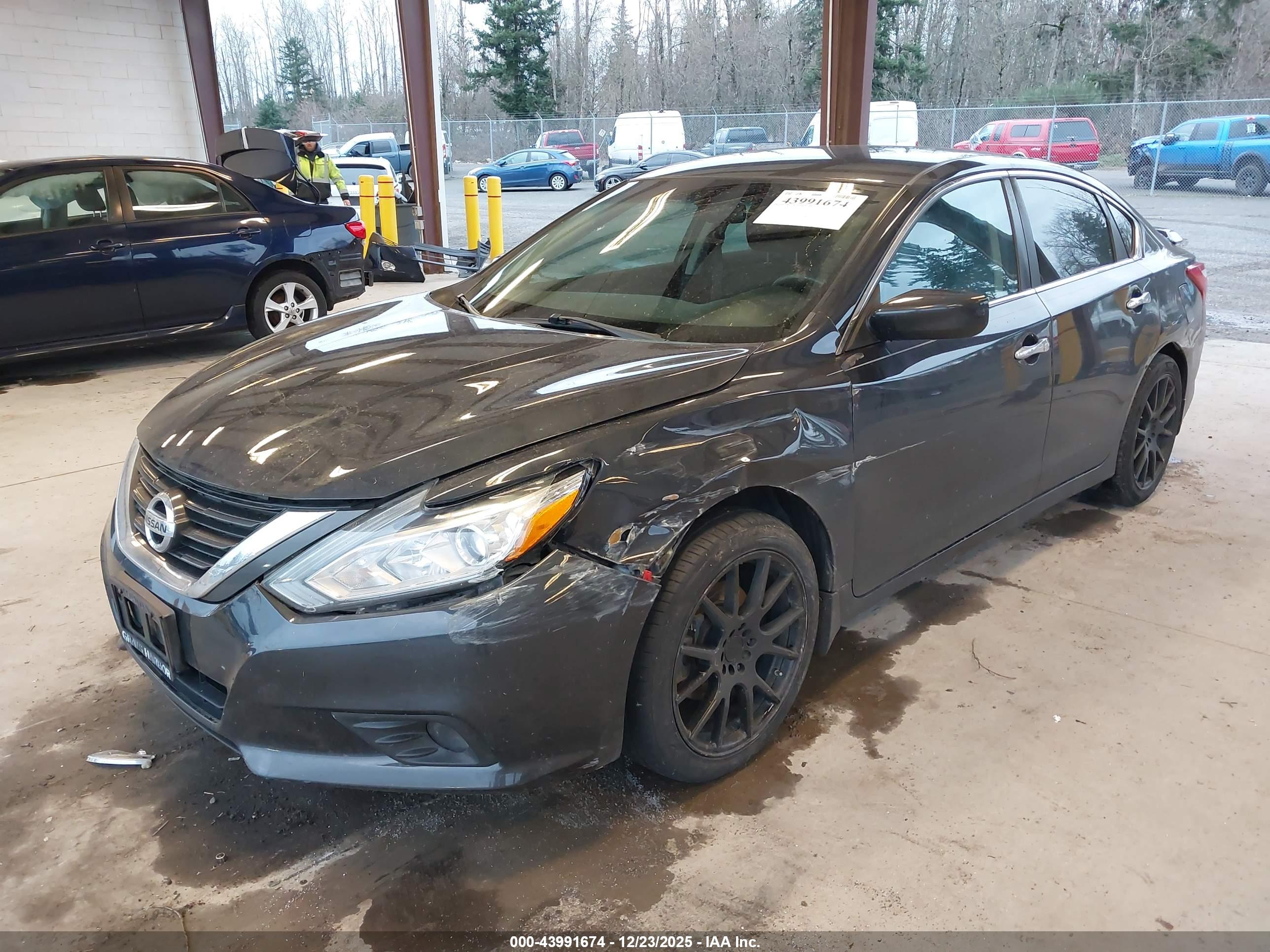 NISSAN ALTIMA image 2