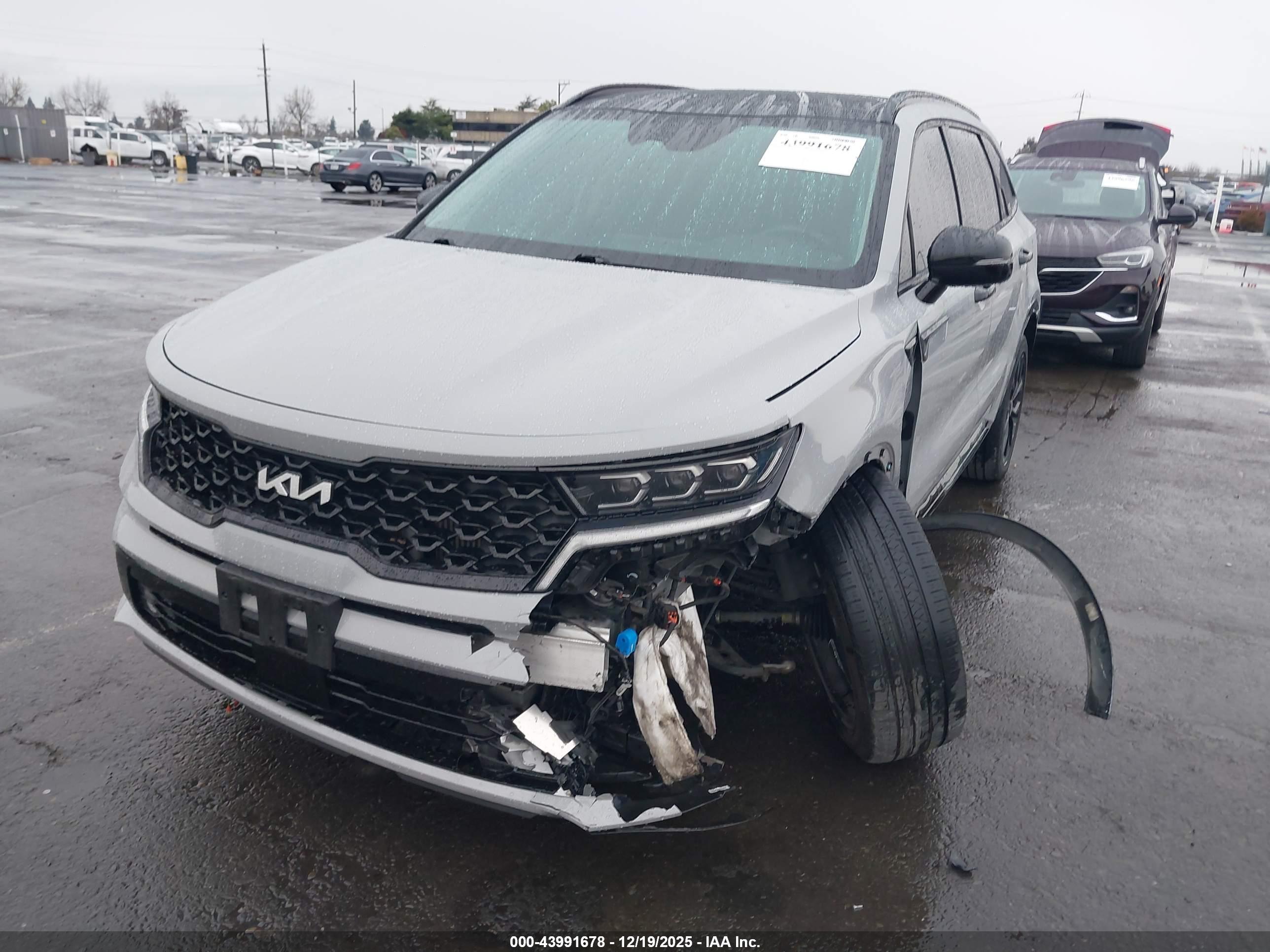 KIA SORENTO image 2