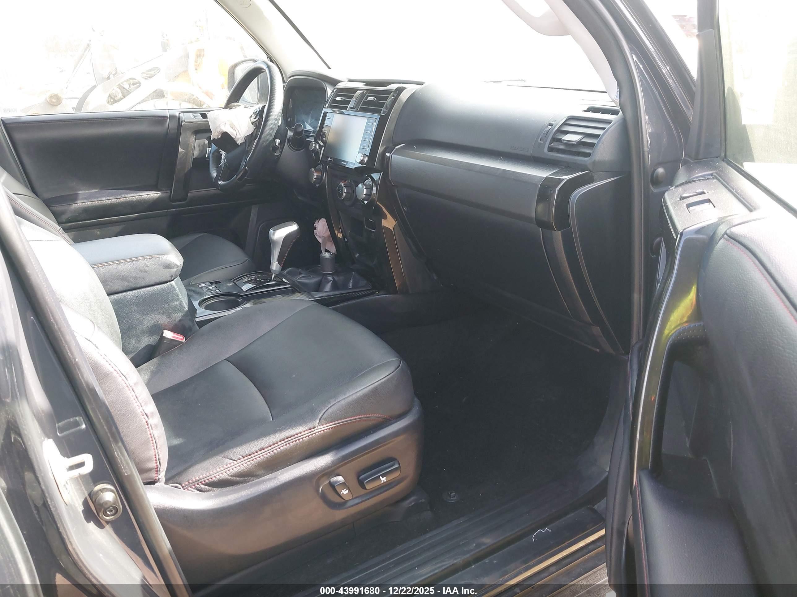 TOYOTA 4RUNNER image 5