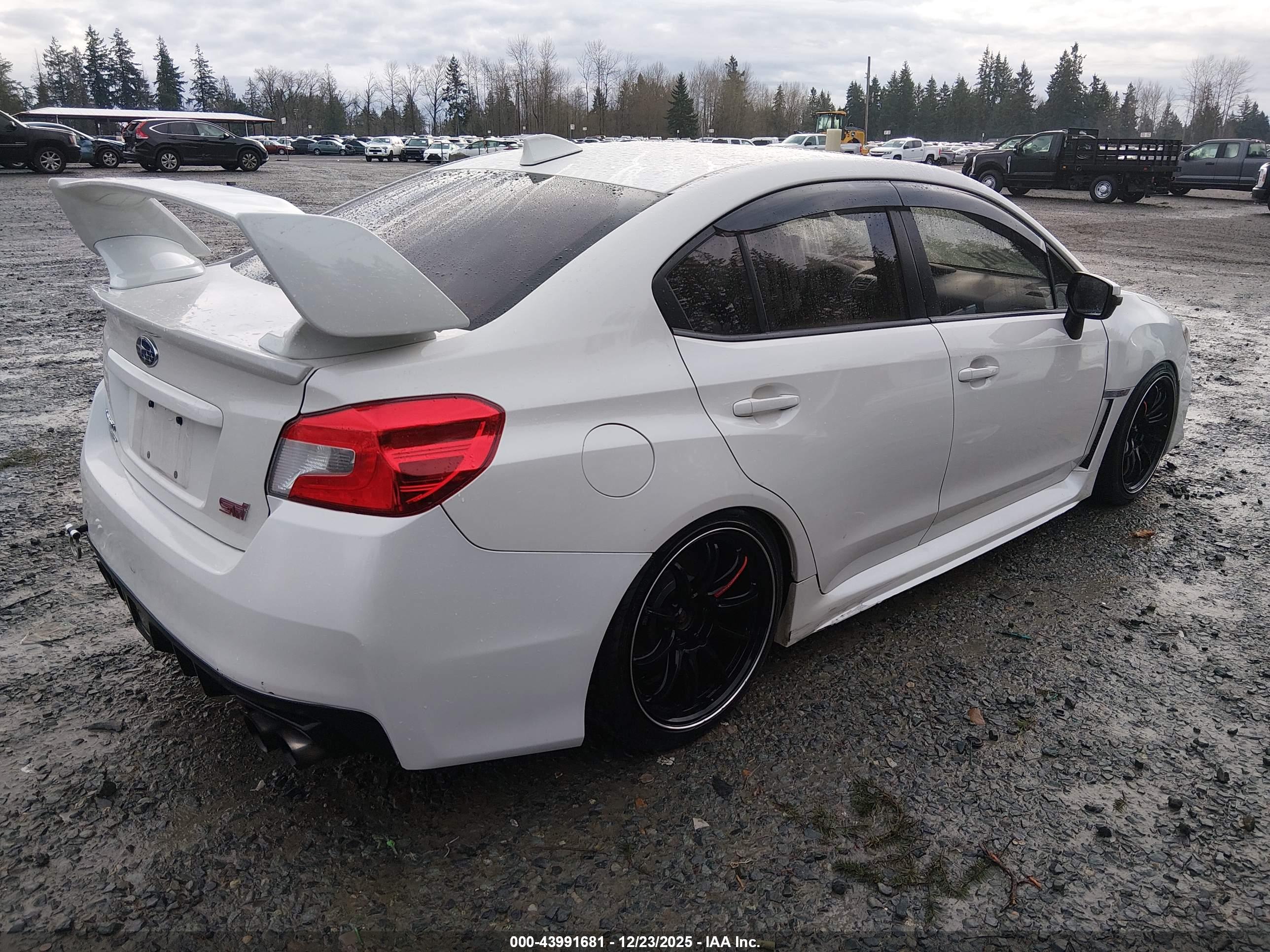 SUBARU WRX image 4