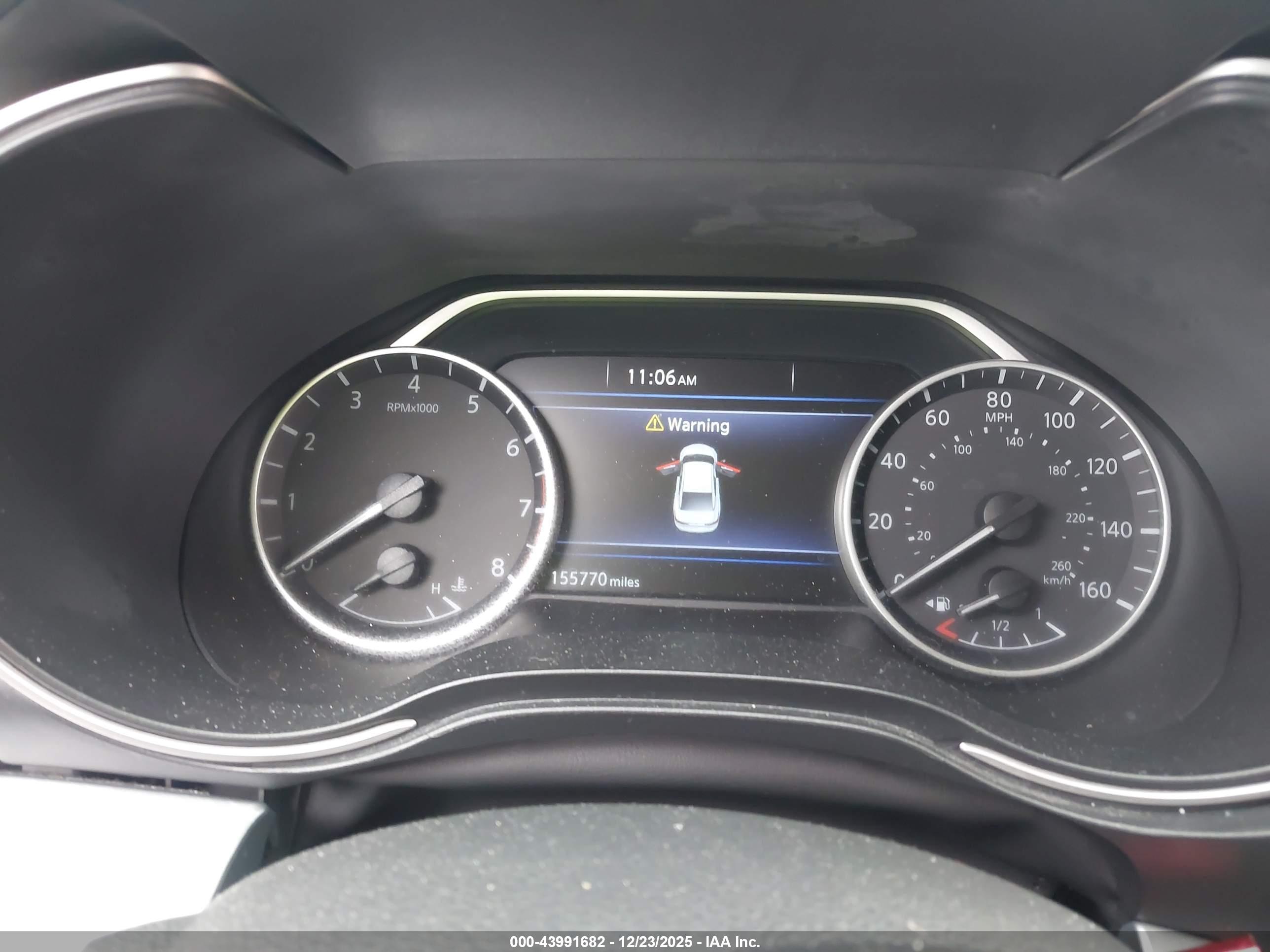 NISSAN MAXIMA image 7