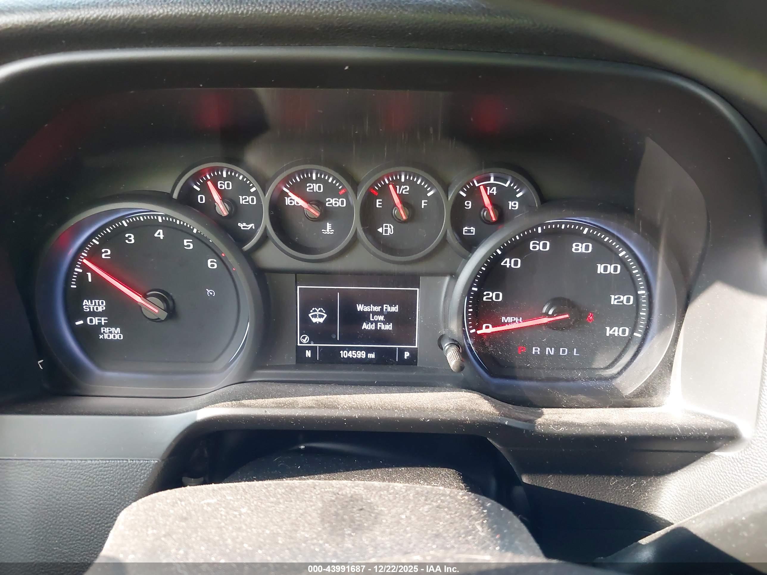 CHEVROLET SILVERADO image 7