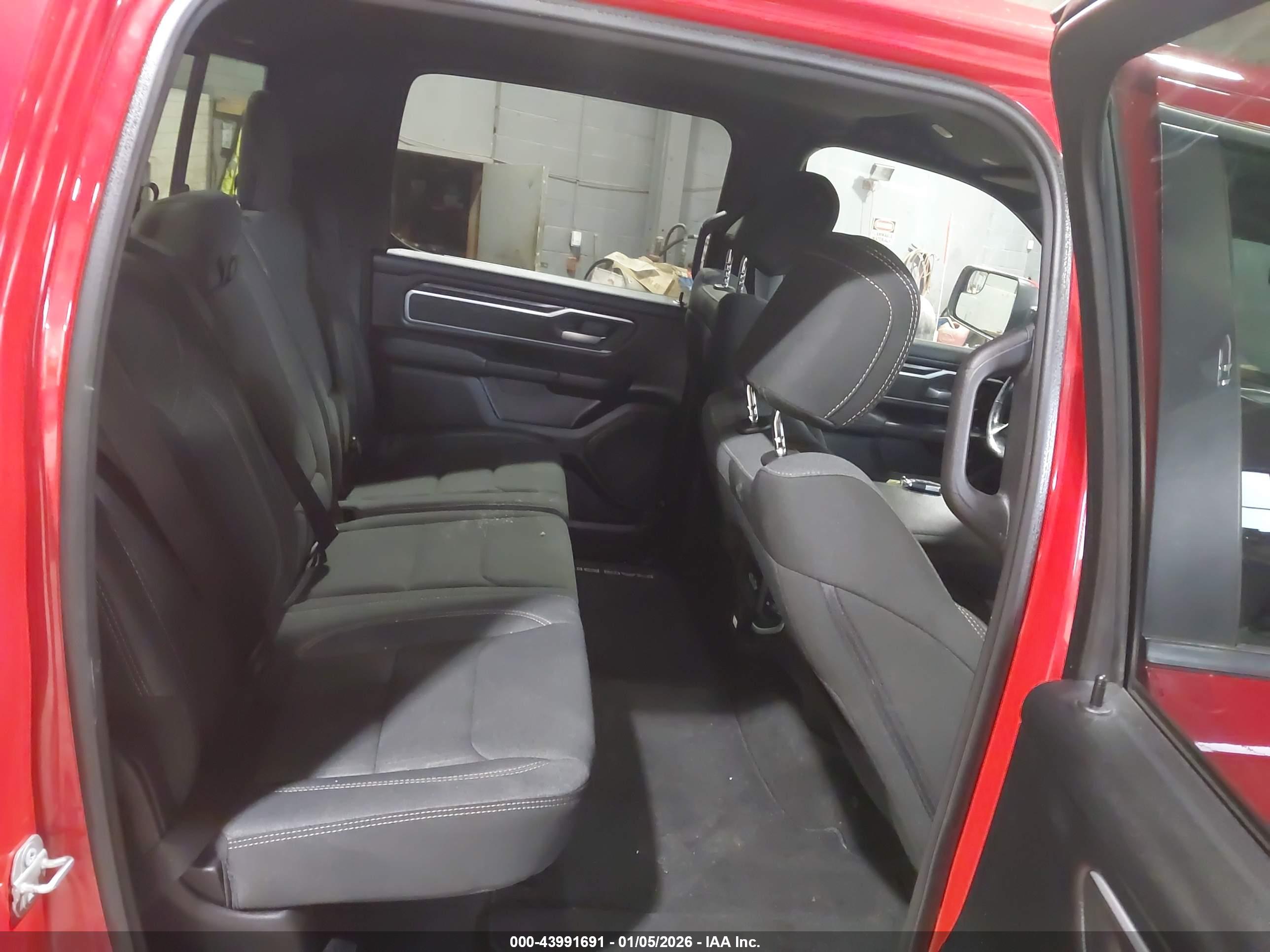 RAM 1500 image 8