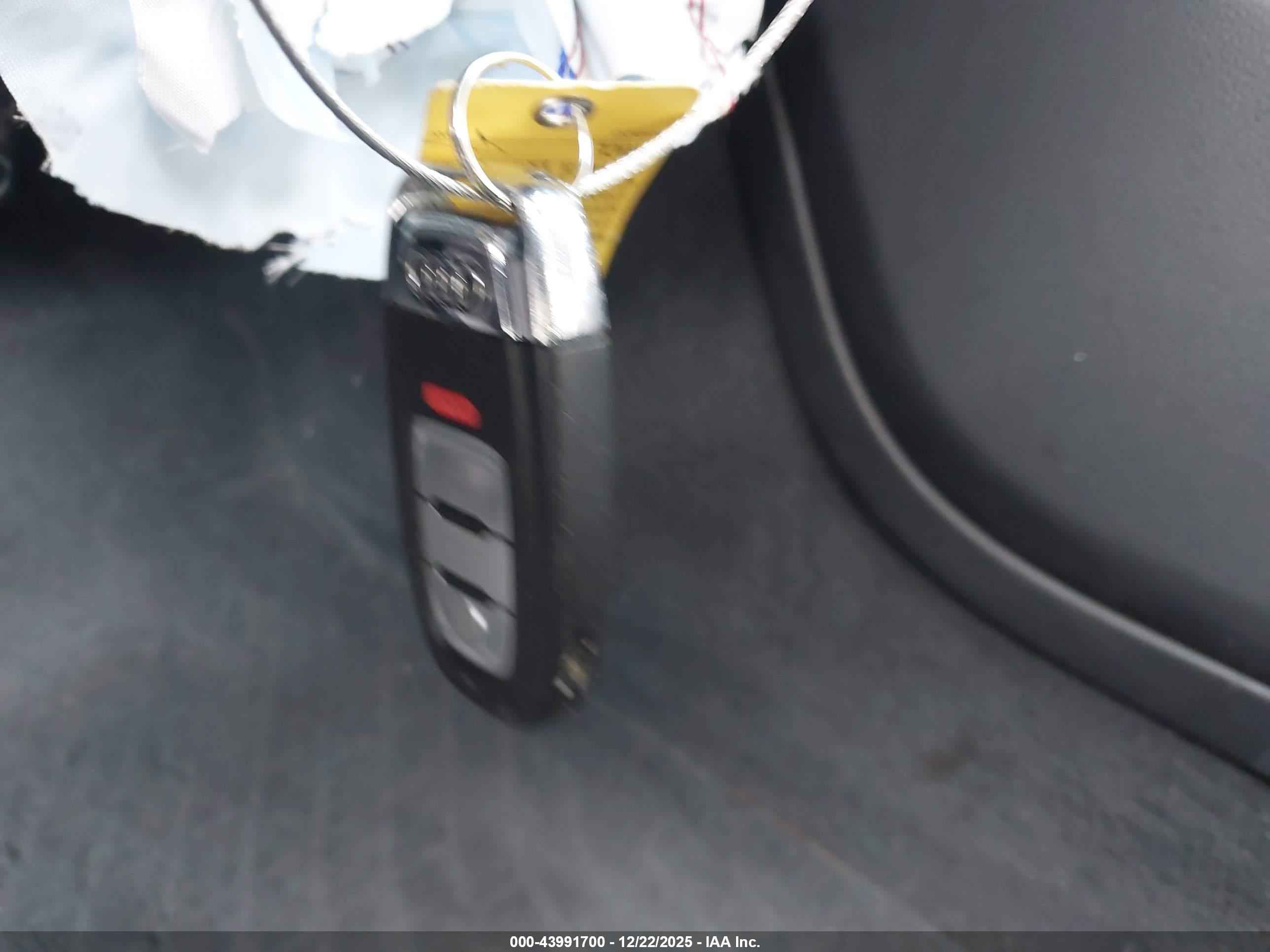 AUDI A6 image 11