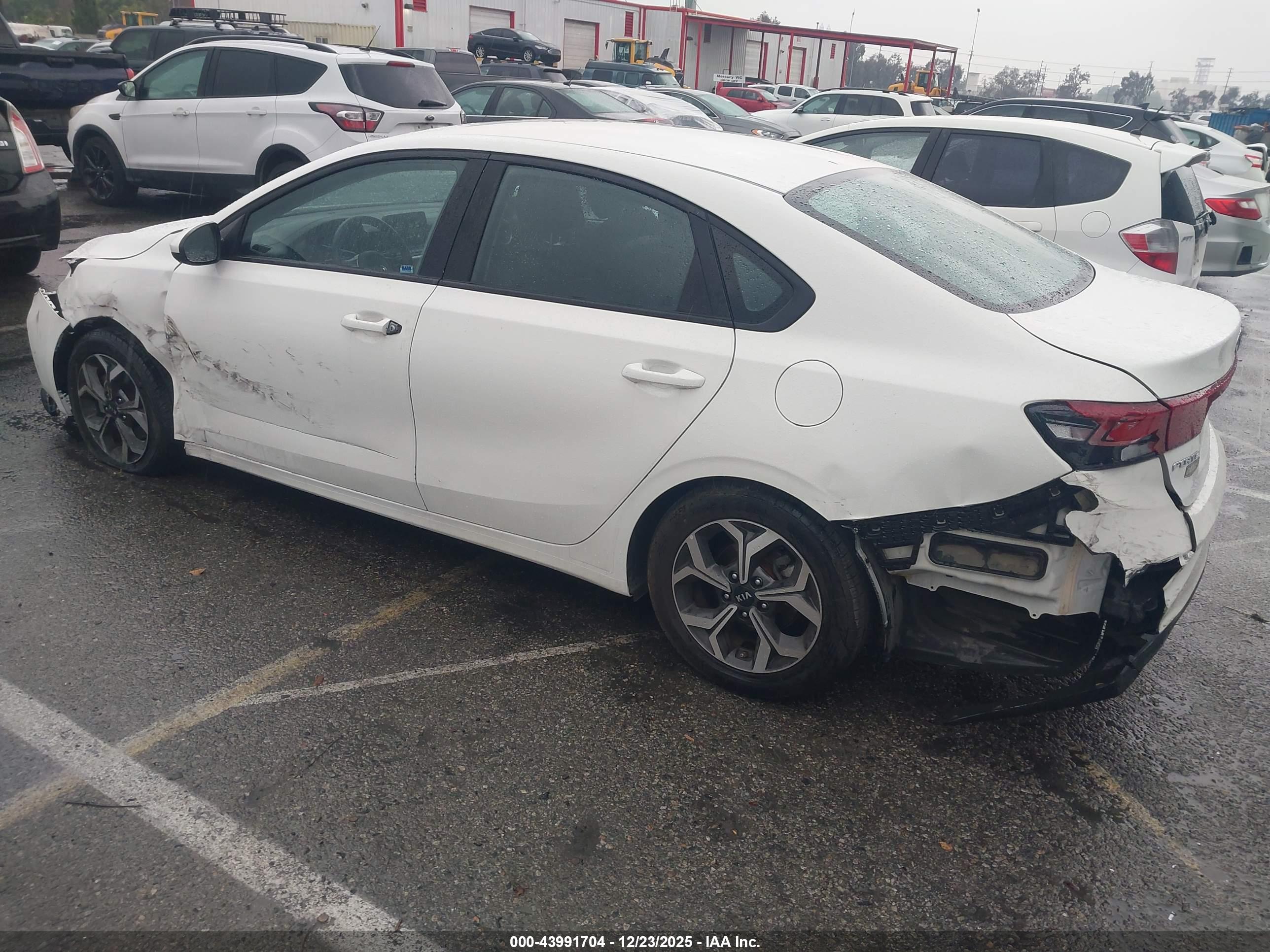 KIA FORTE image 3