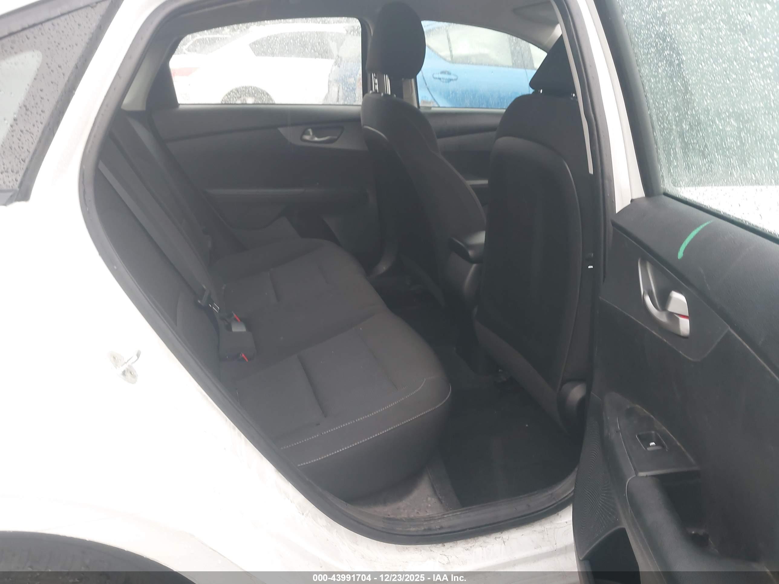 KIA FORTE image 8