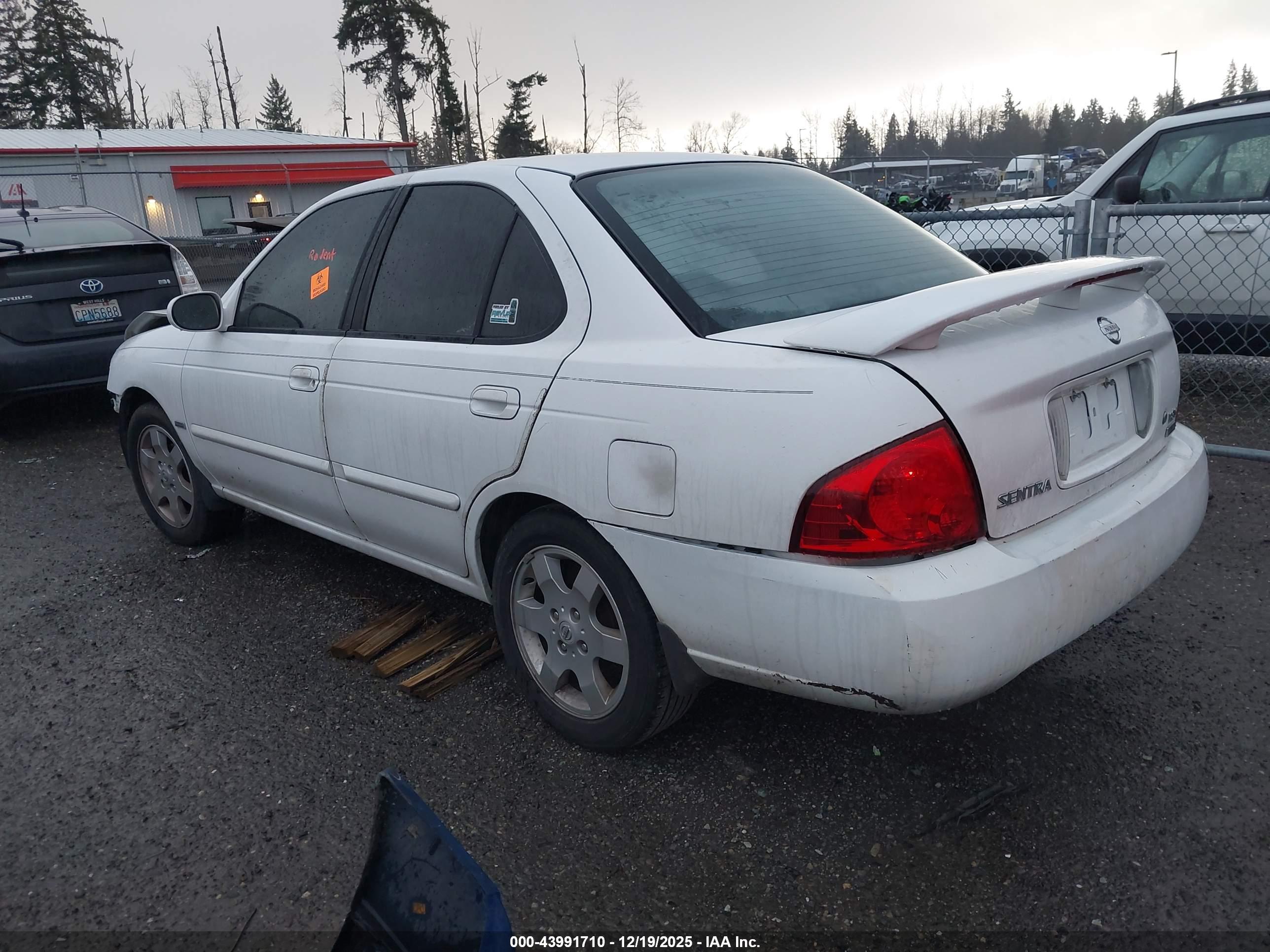 NISSAN SENTRA image 3
