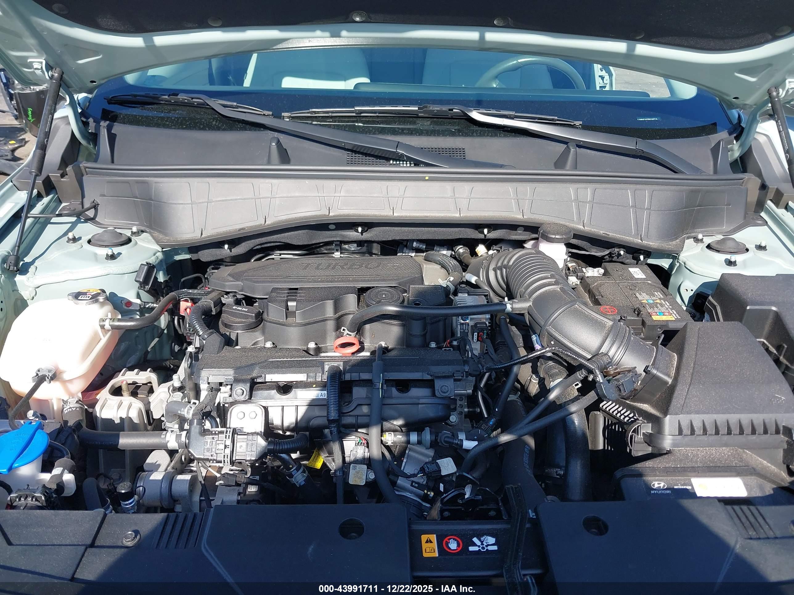 HYUNDAI KONA image 10