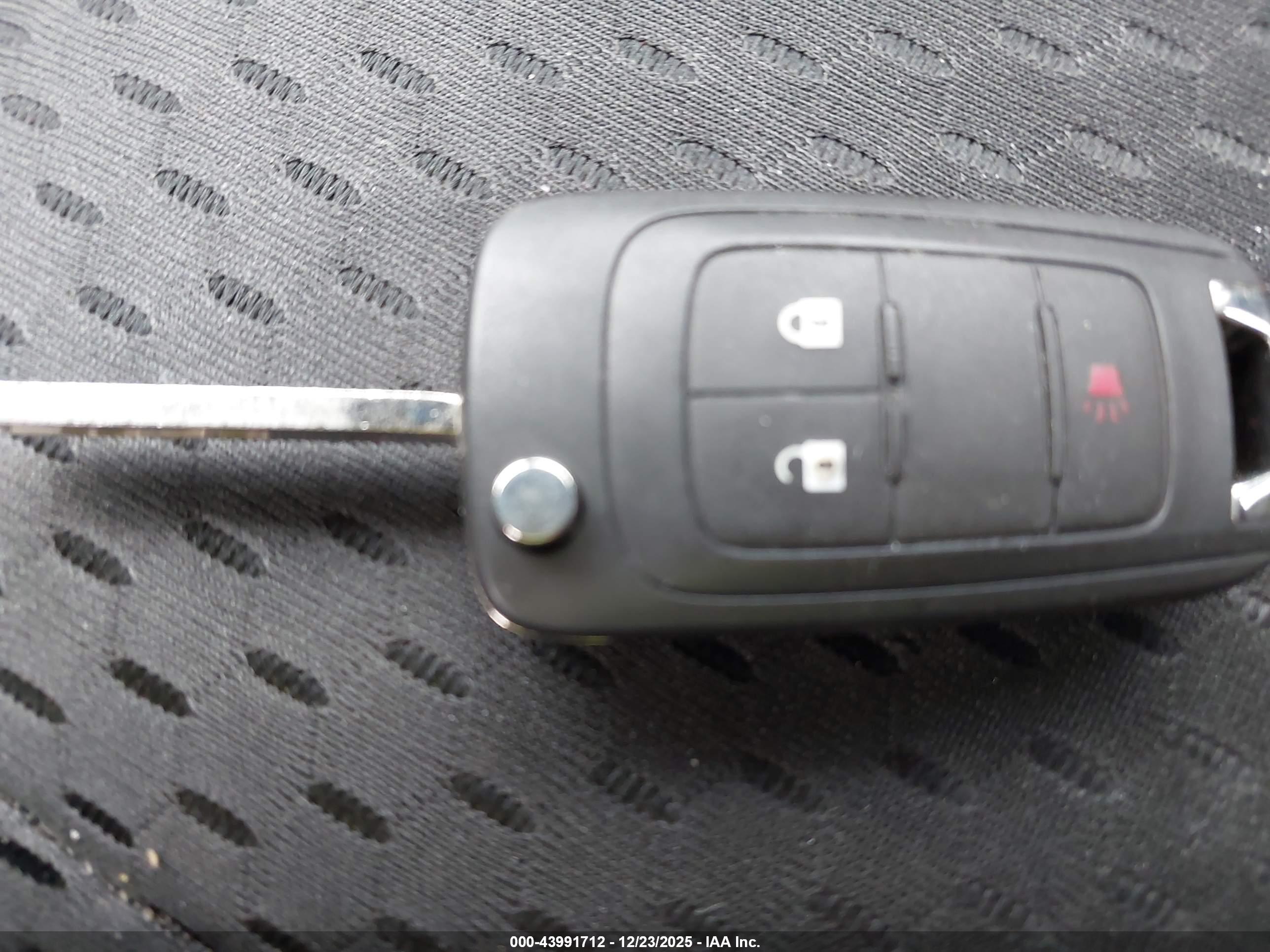 CHEVROLET EQUINOX image 11