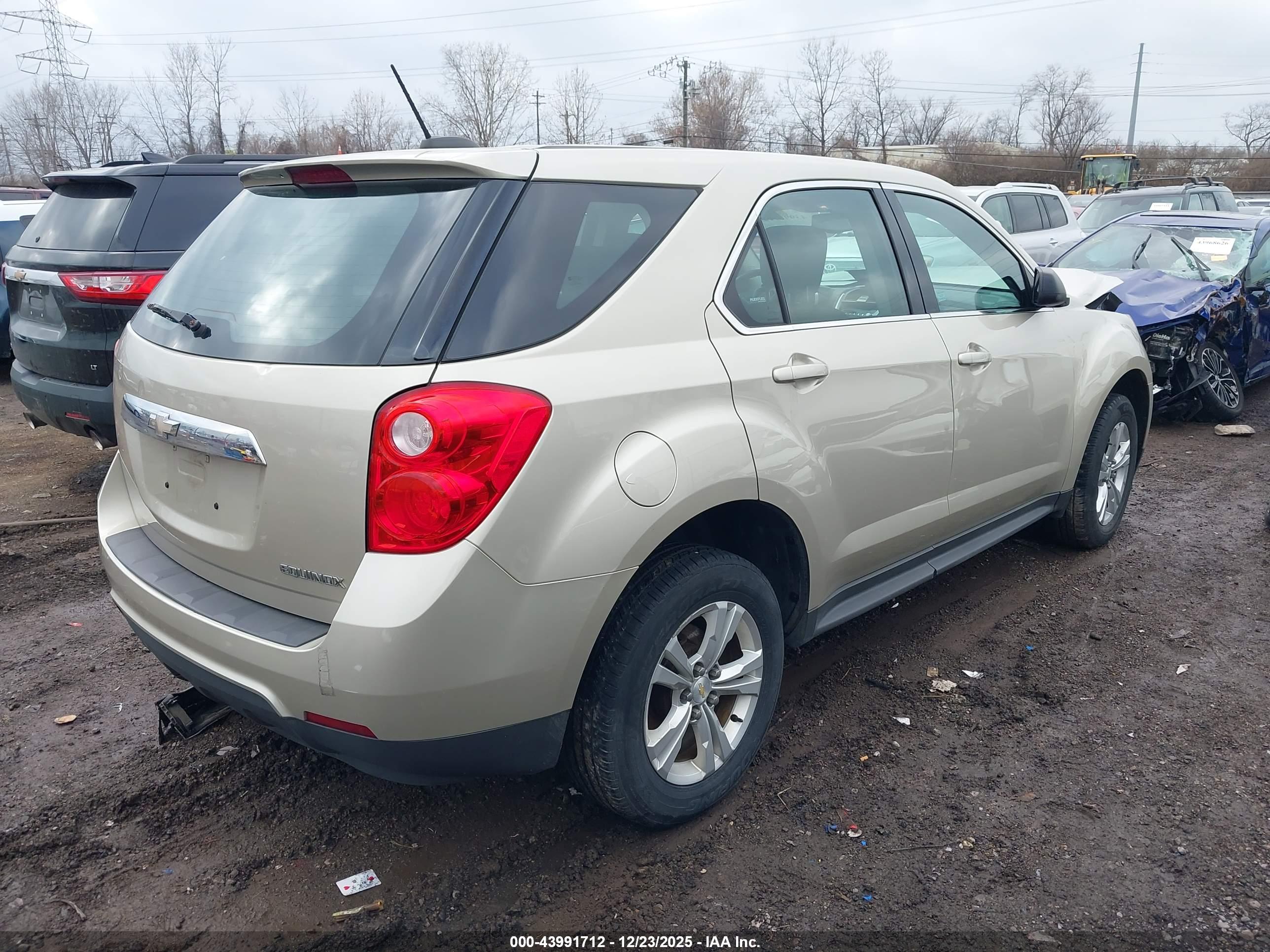 CHEVROLET EQUINOX image 4