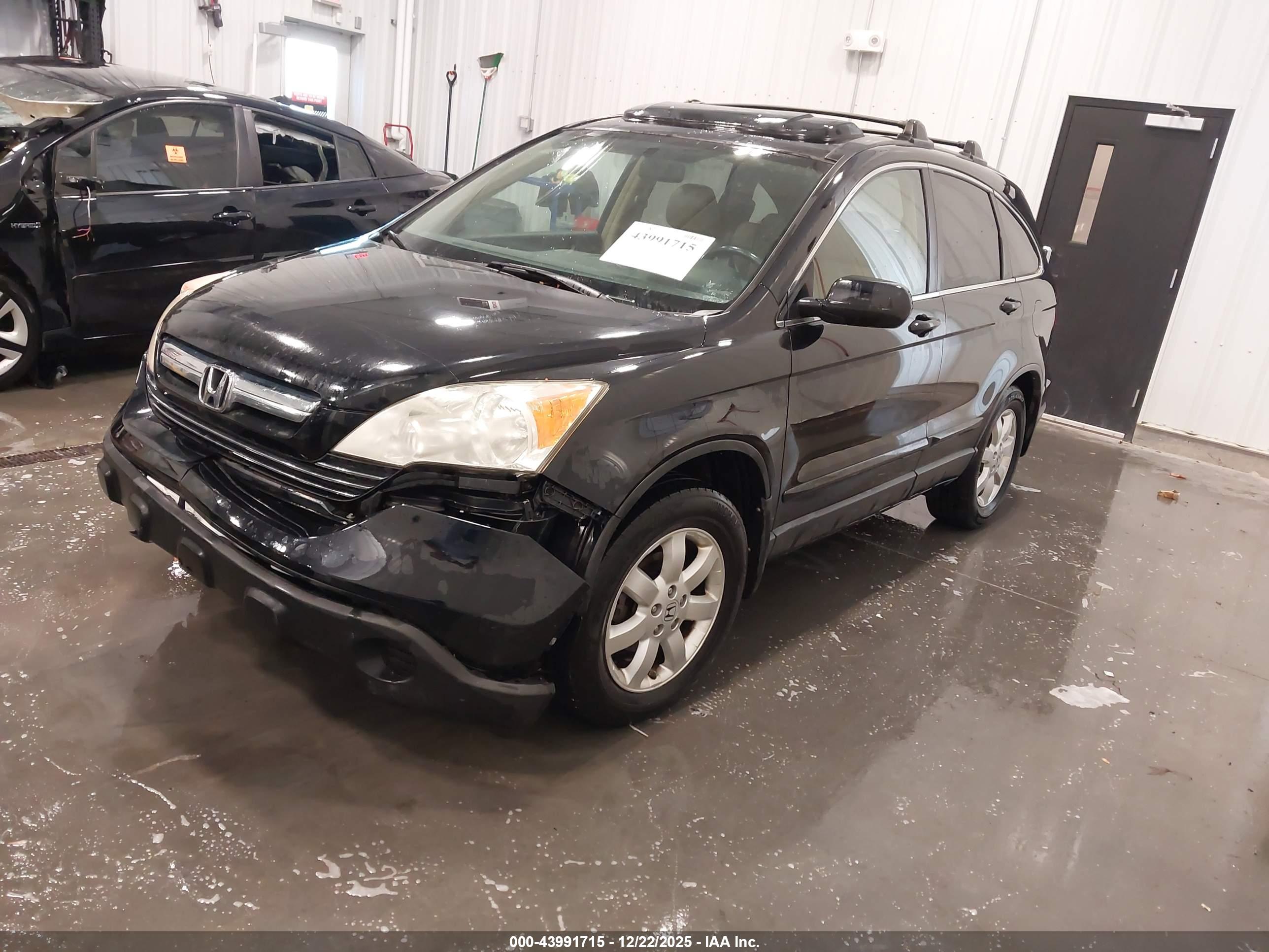 HONDA CR-V image 2