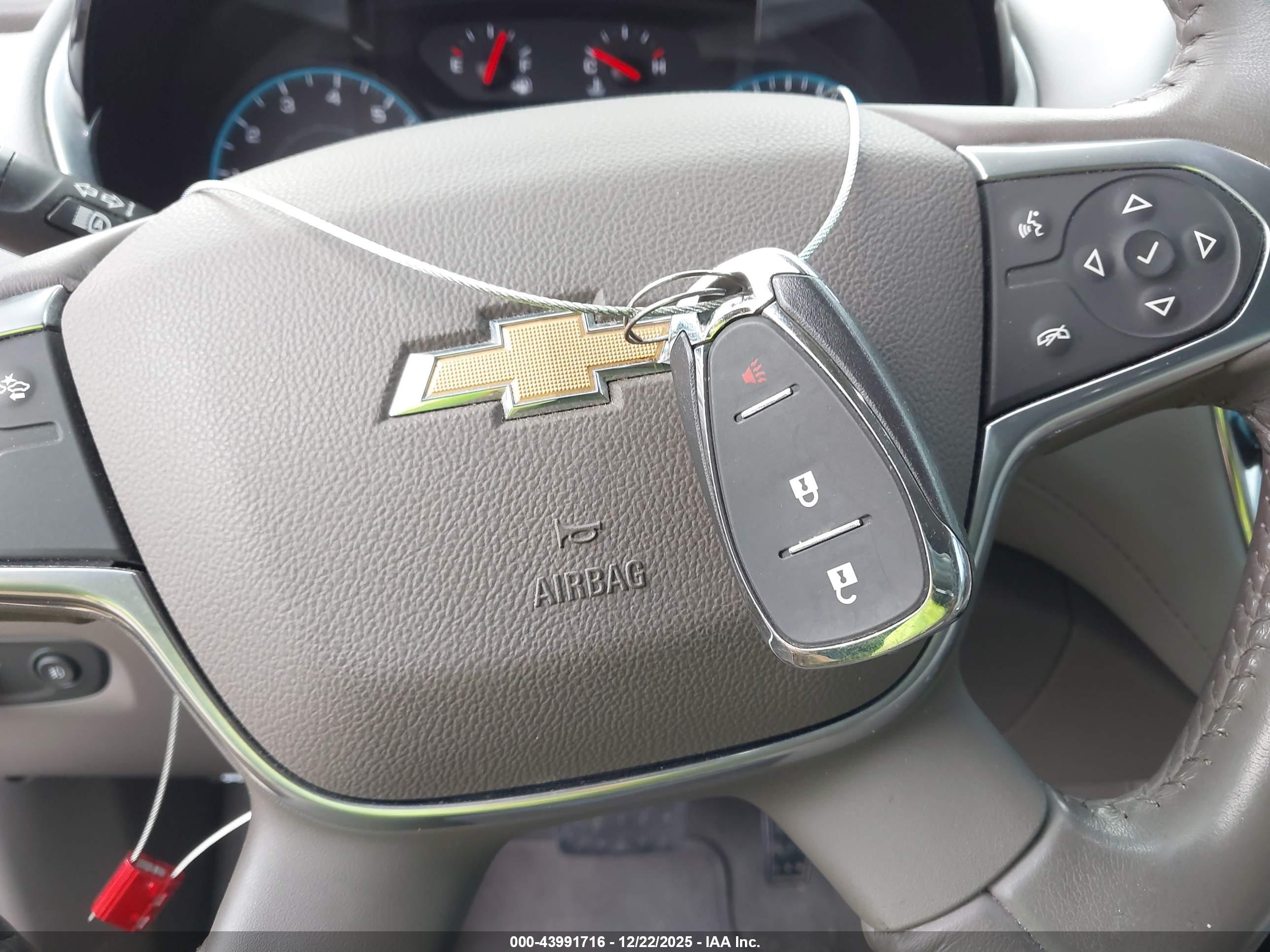 CHEVROLET TRAVERSE image 11