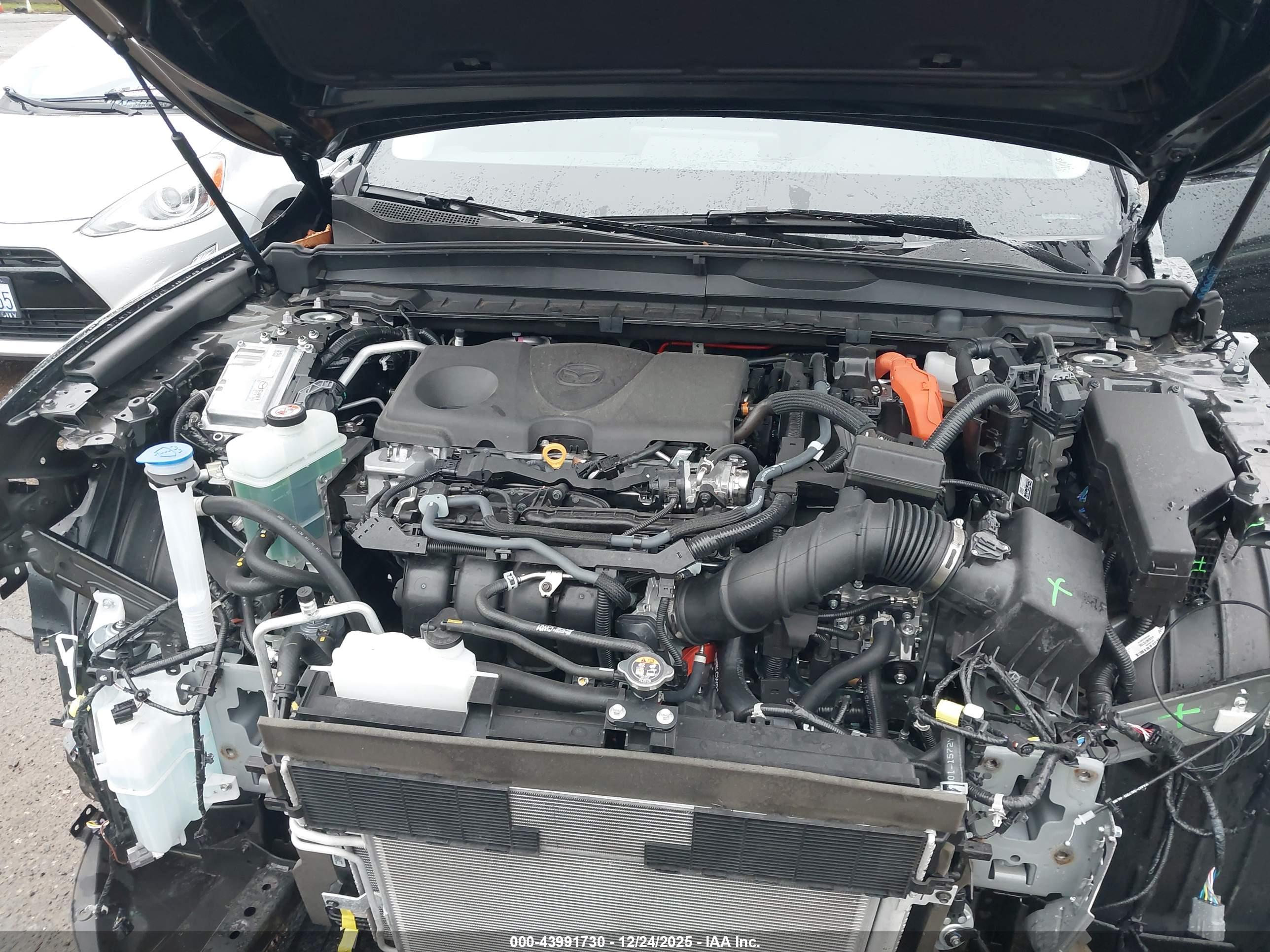 MAZDA CX-50 image 10
