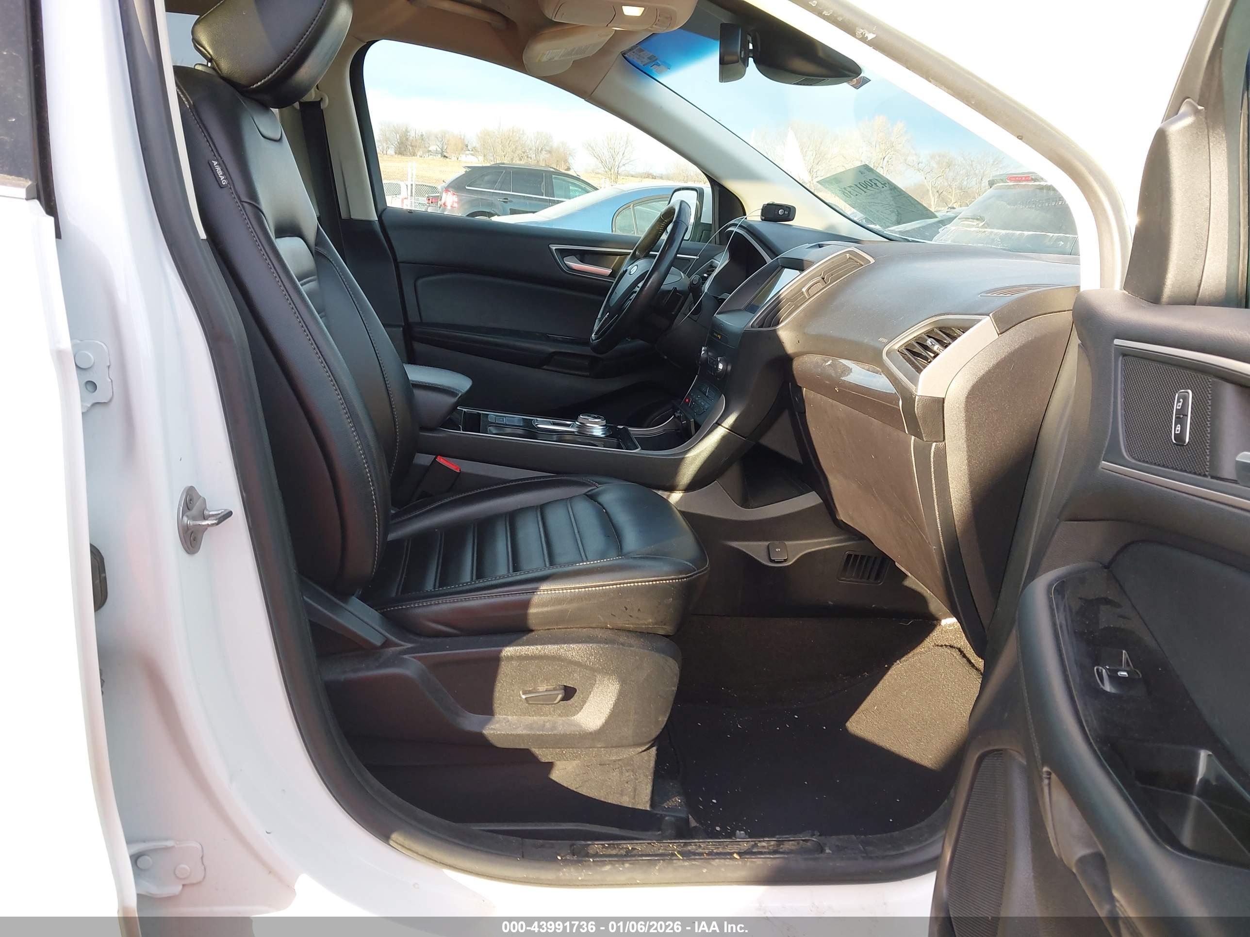FORD EDGE image 5