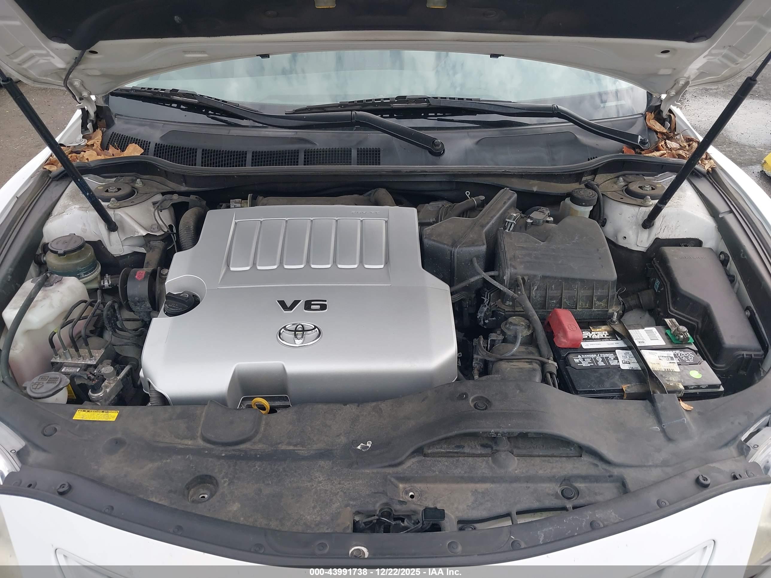 TOYOTA CAMRY image 10
