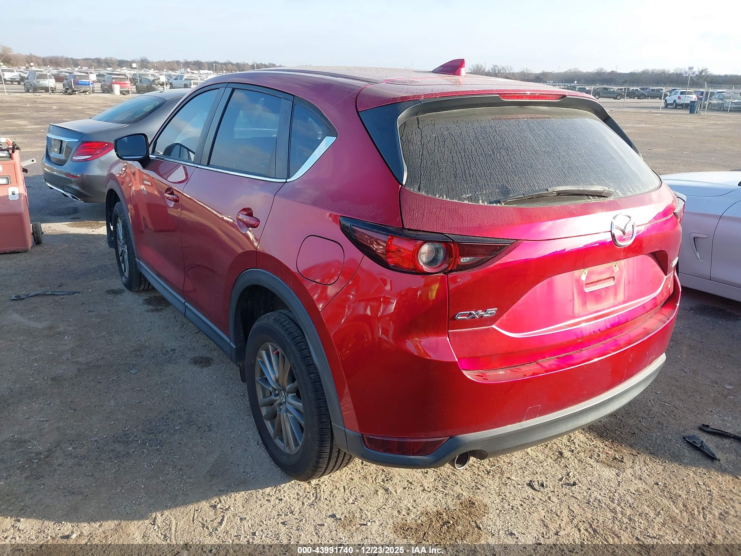 MAZDA CX-5 image 3