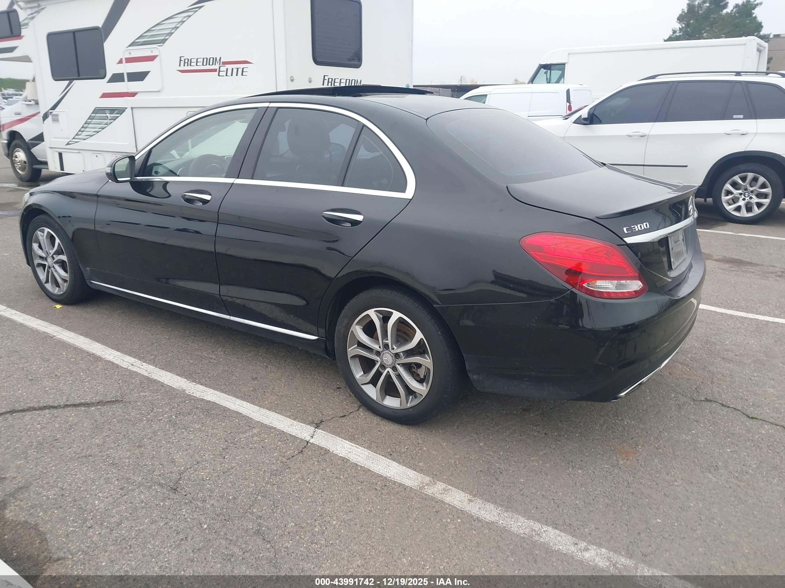 MERCEDES-BENZ C image 3