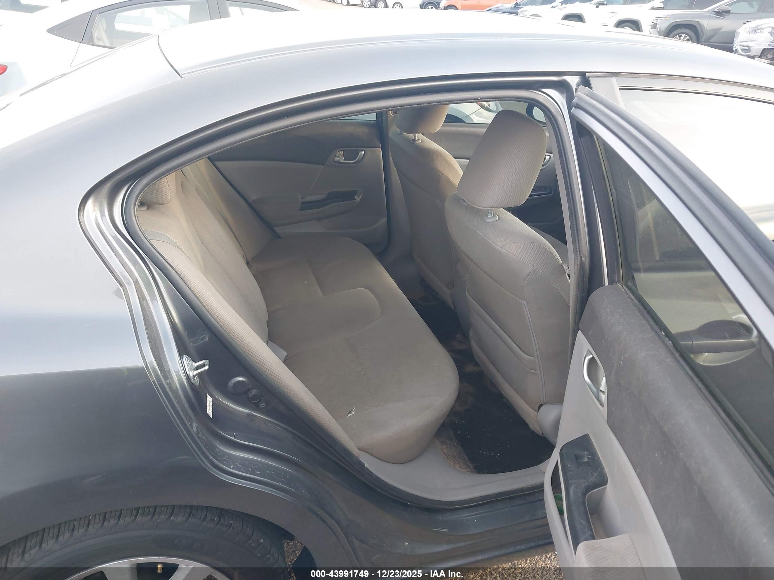 HONDA CIVIC image 8