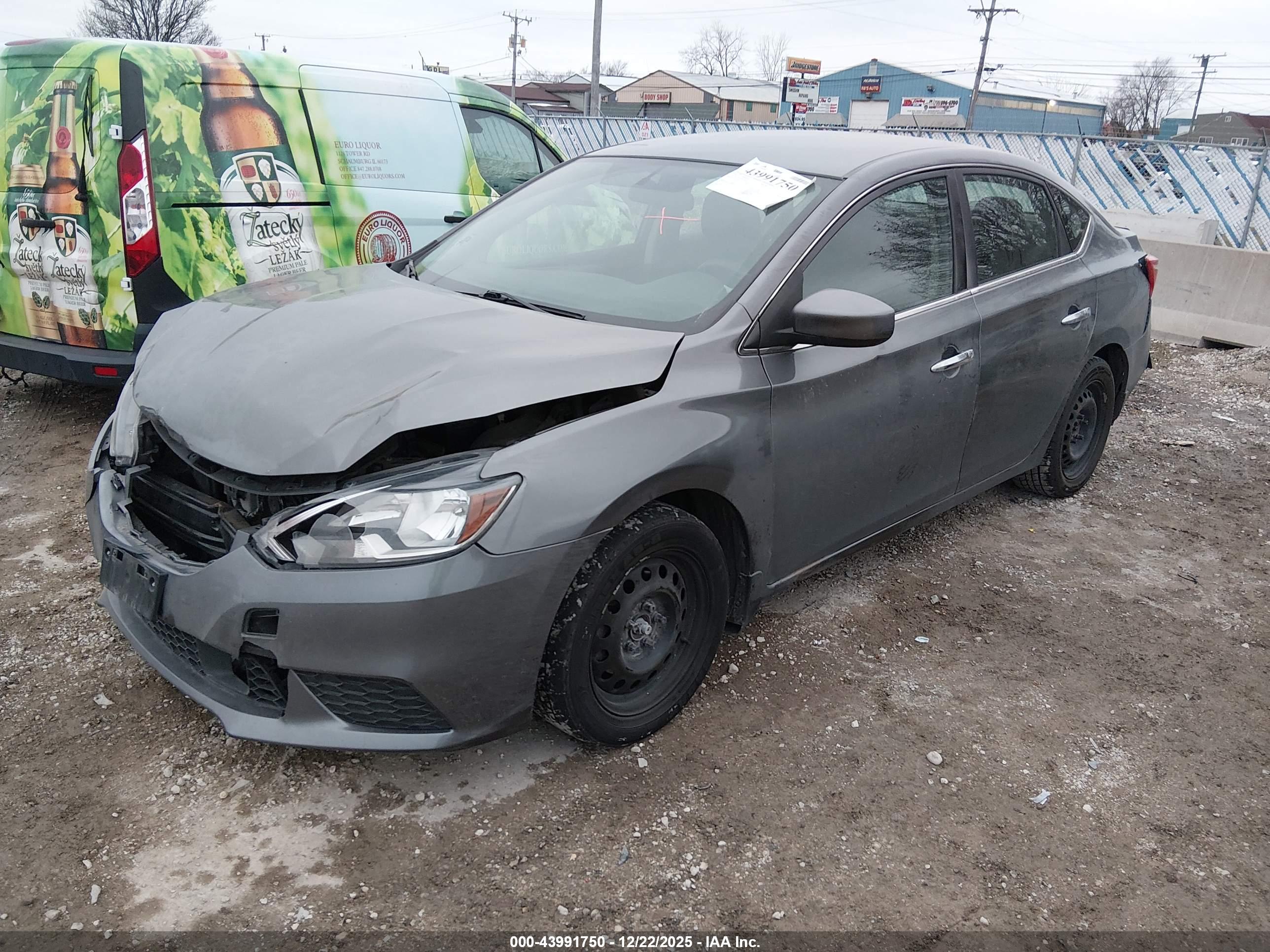 NISSAN SENTRA image 2
