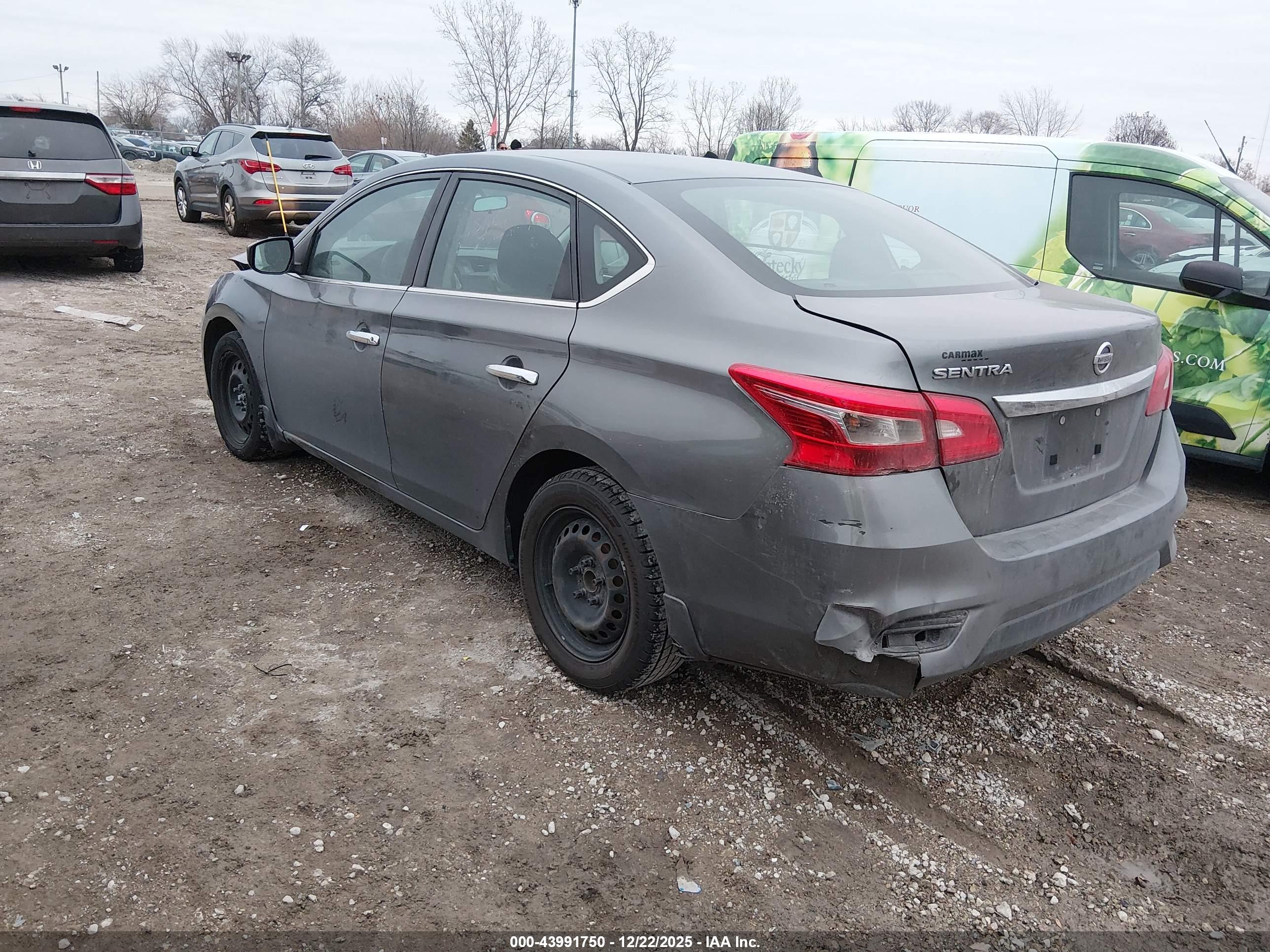 NISSAN SENTRA image 3