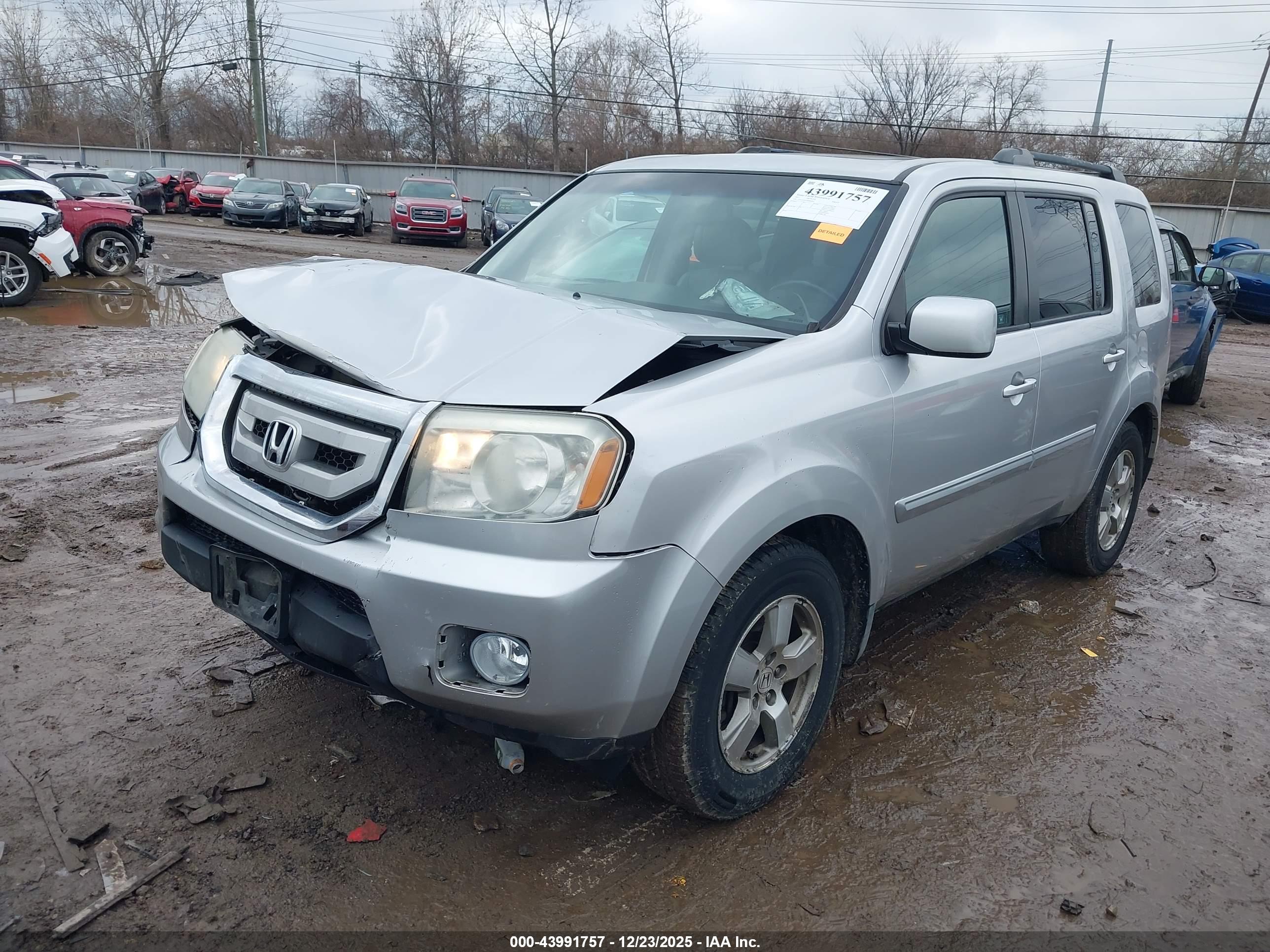 HONDA PILOT image 2