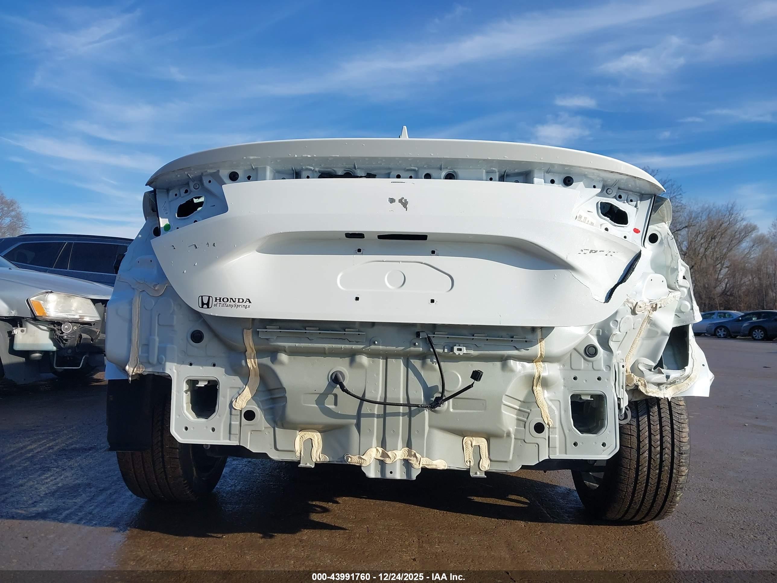 HONDA CIVIC image 6