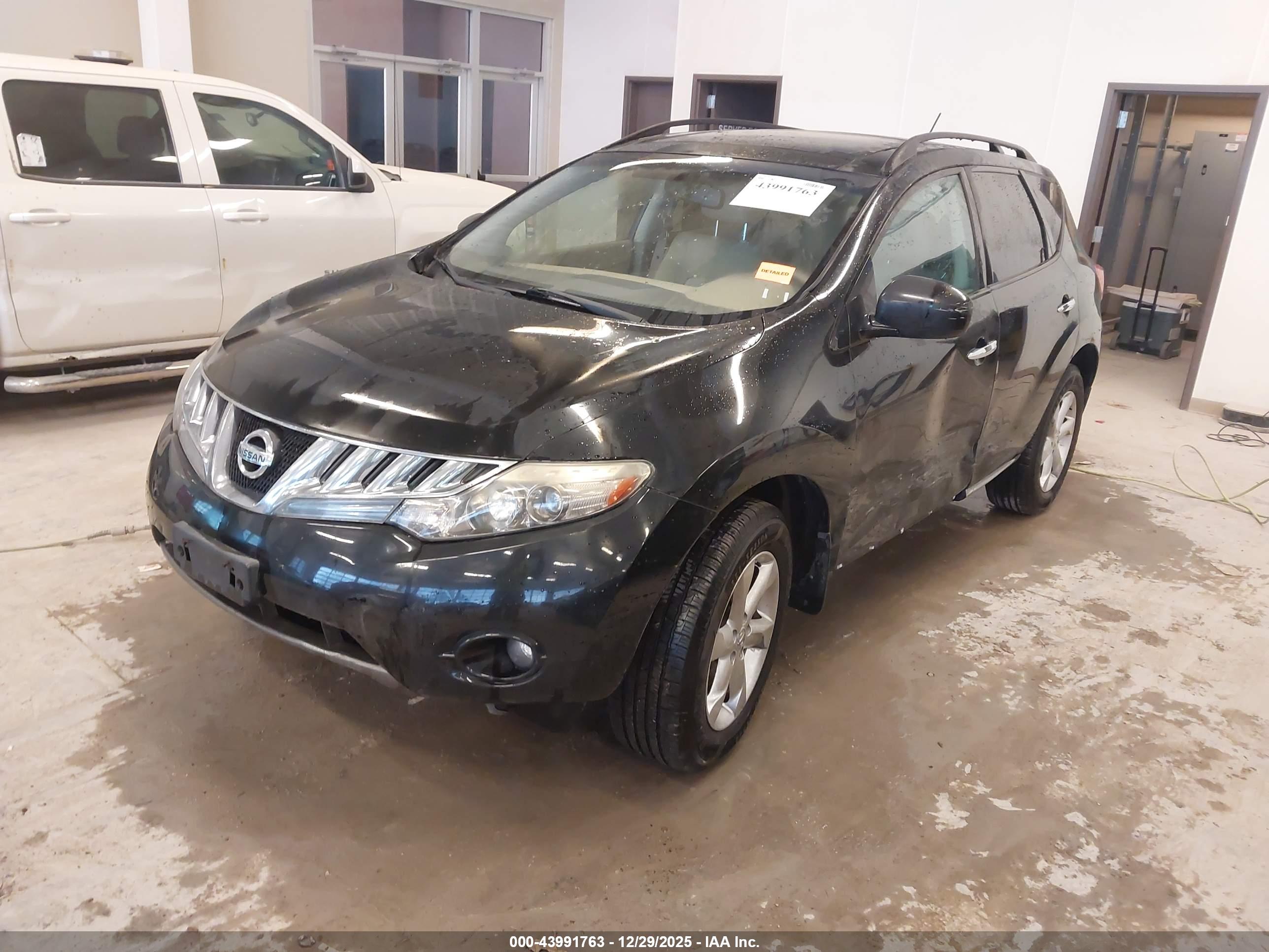 NISSAN MURANO image 2