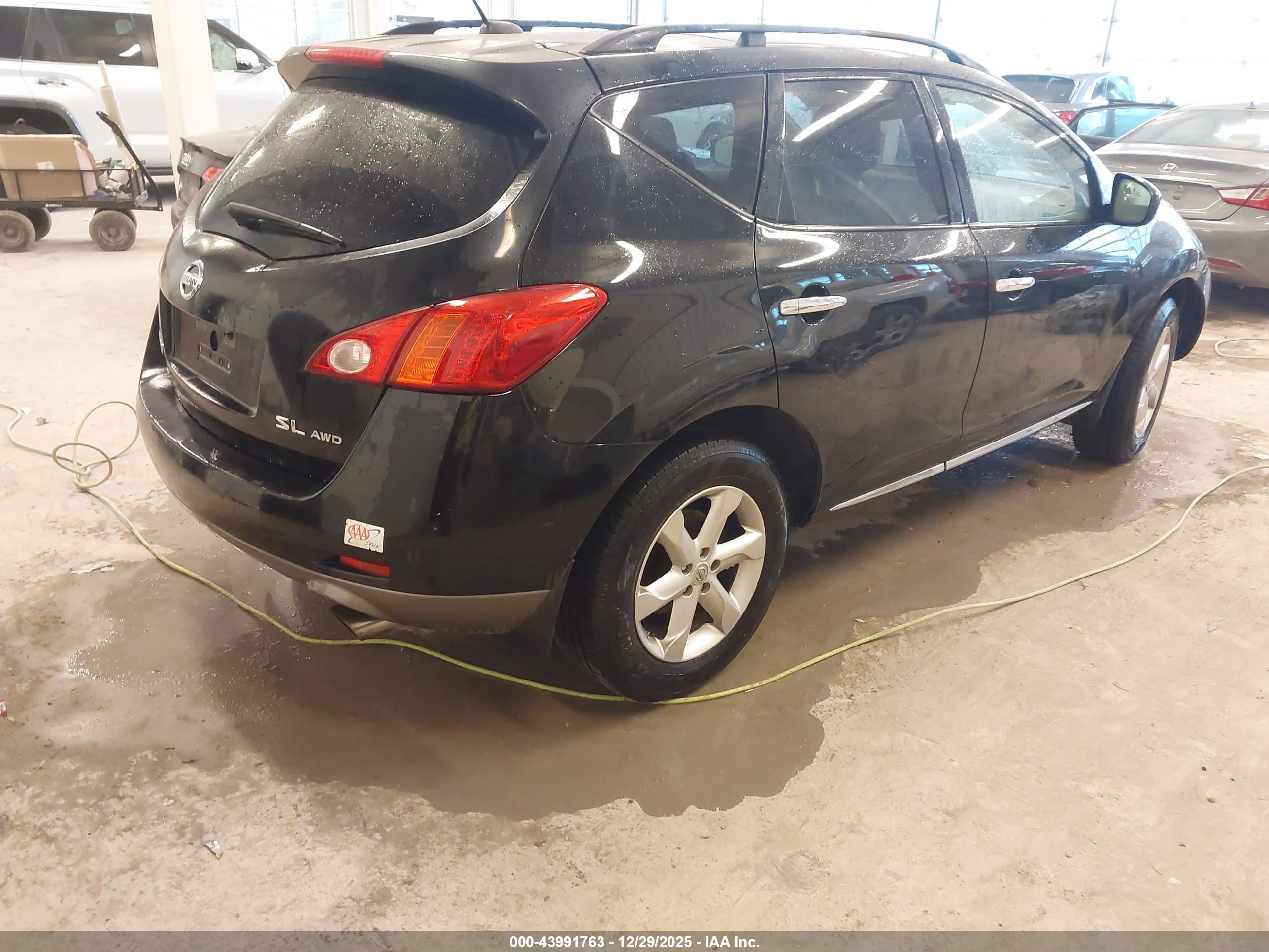 NISSAN MURANO image 4