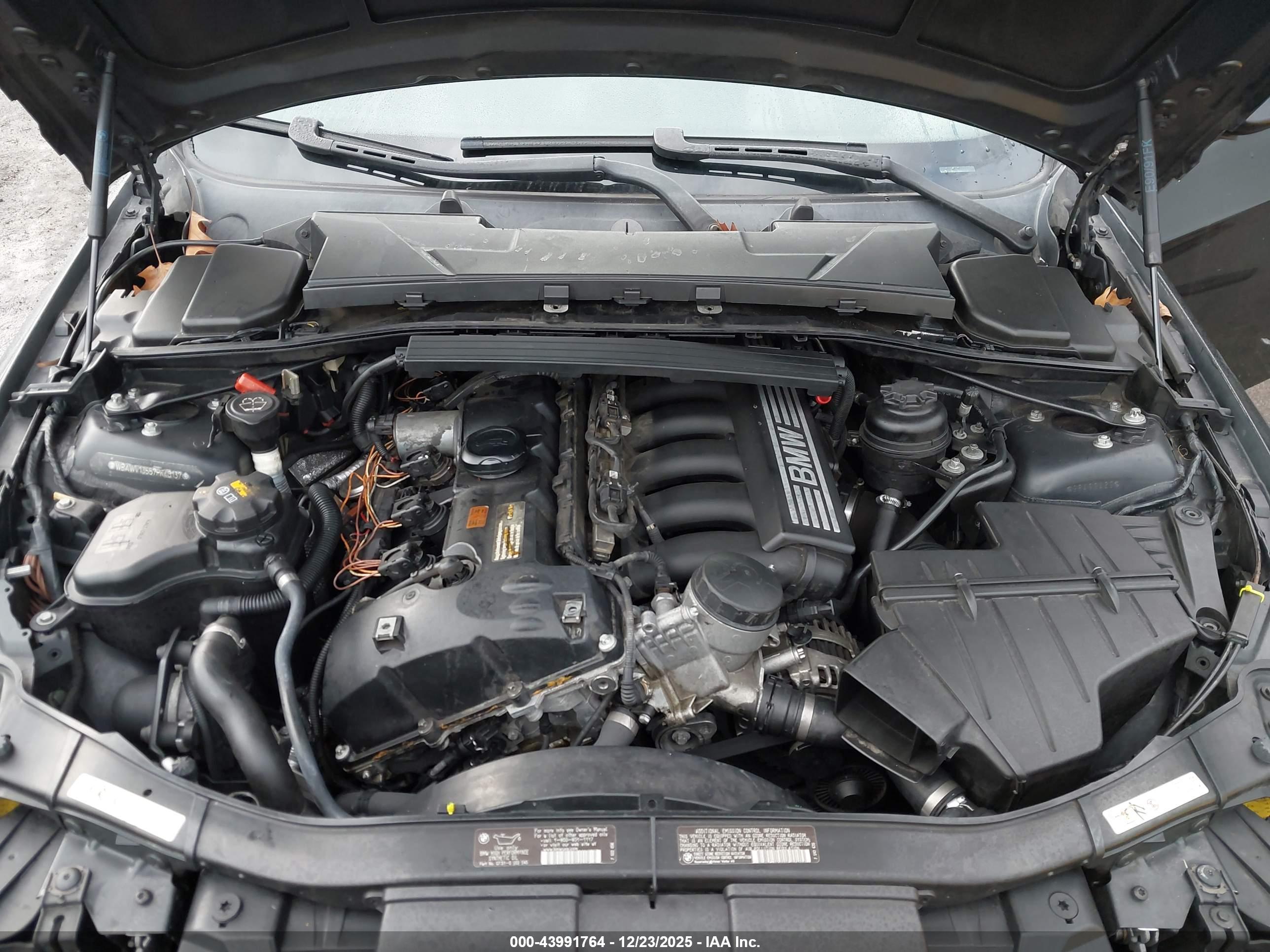 BMW 328I image 10