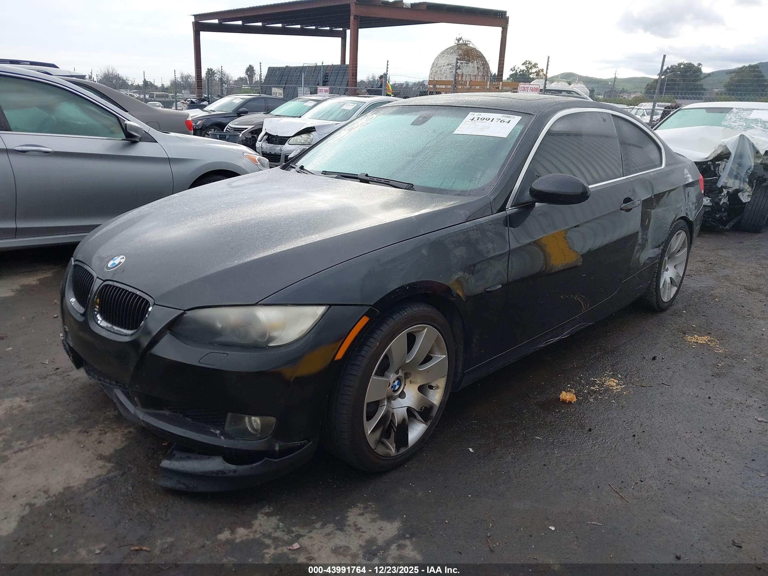 BMW 328I image 2
