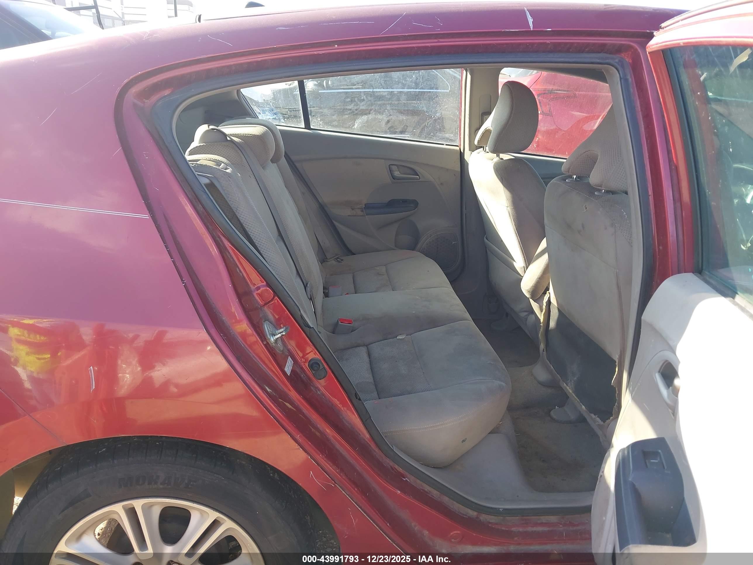 HONDA INSIGHT image 8