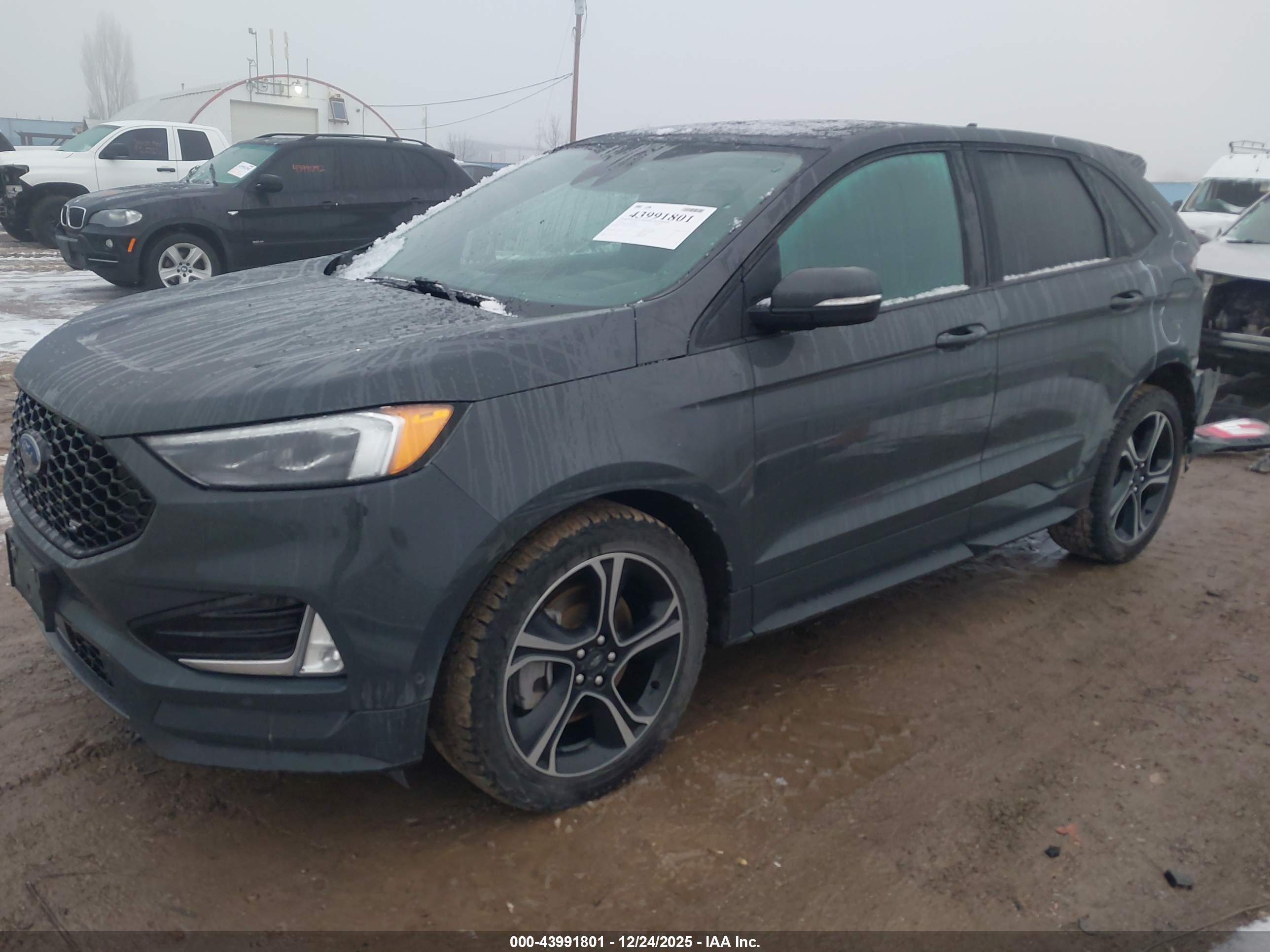 FORD EDGE image 2
