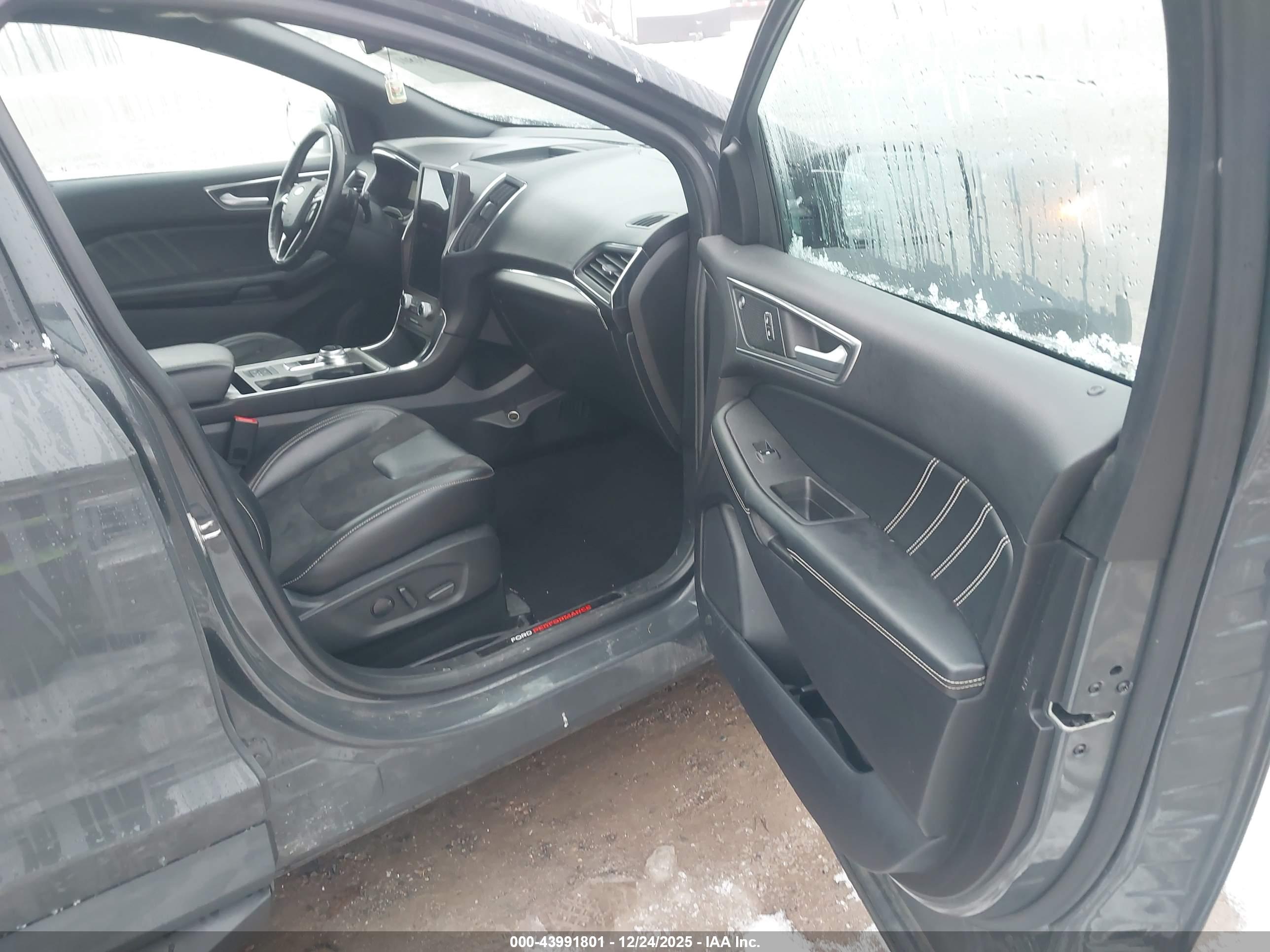 FORD EDGE image 5