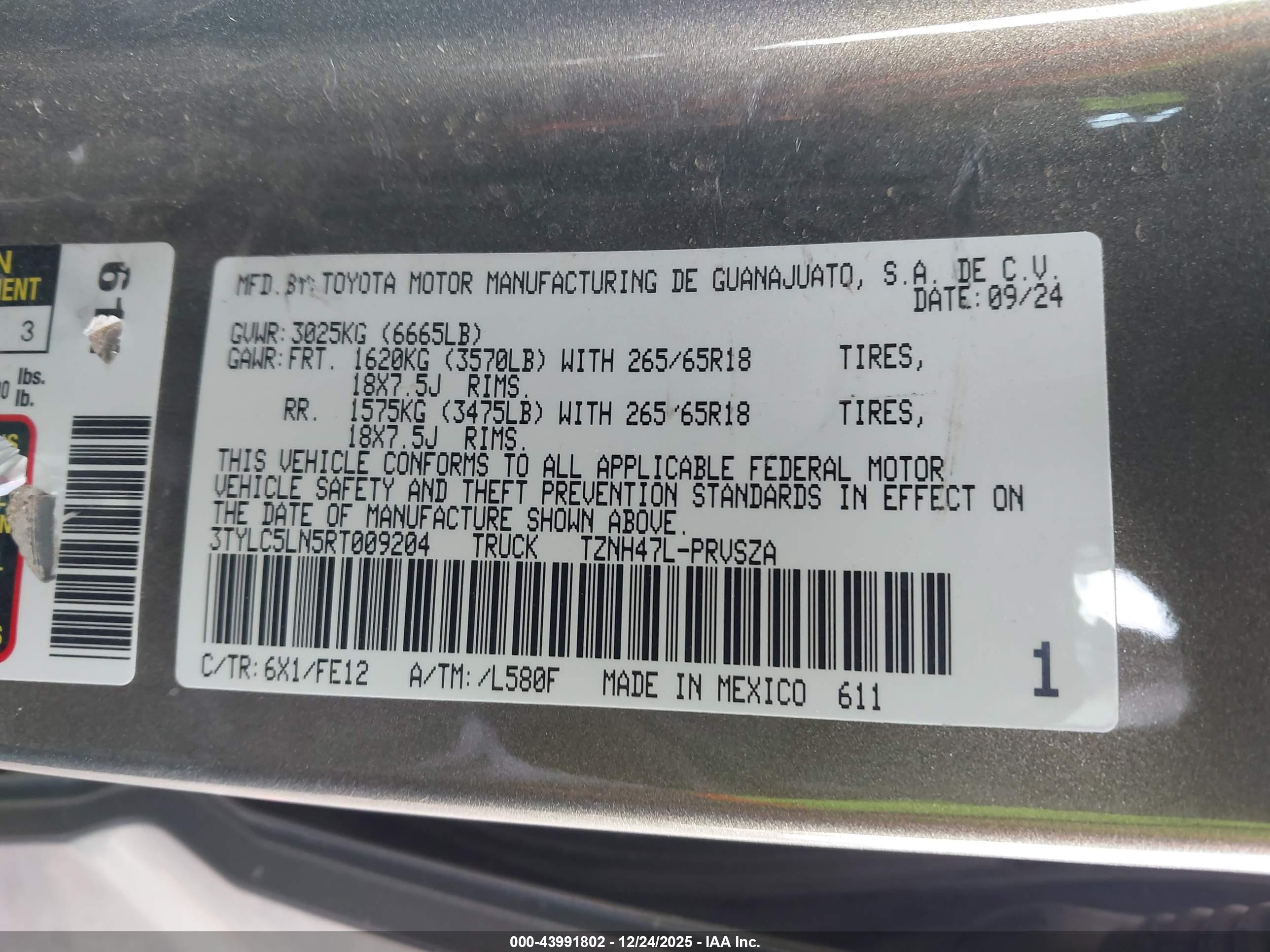 TOYOTA TACOMA image 9
