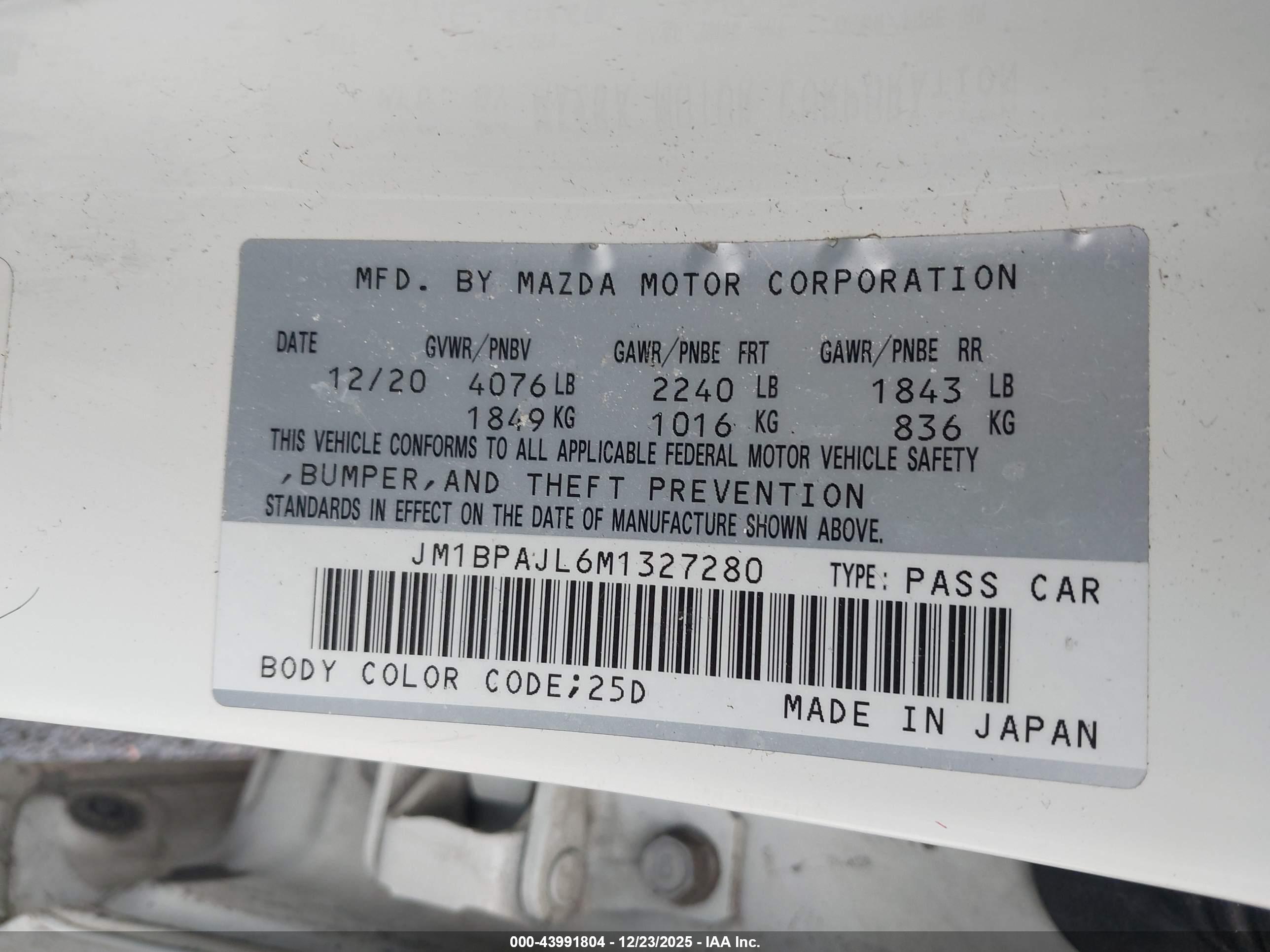 MAZDA MAZDA3 image 9