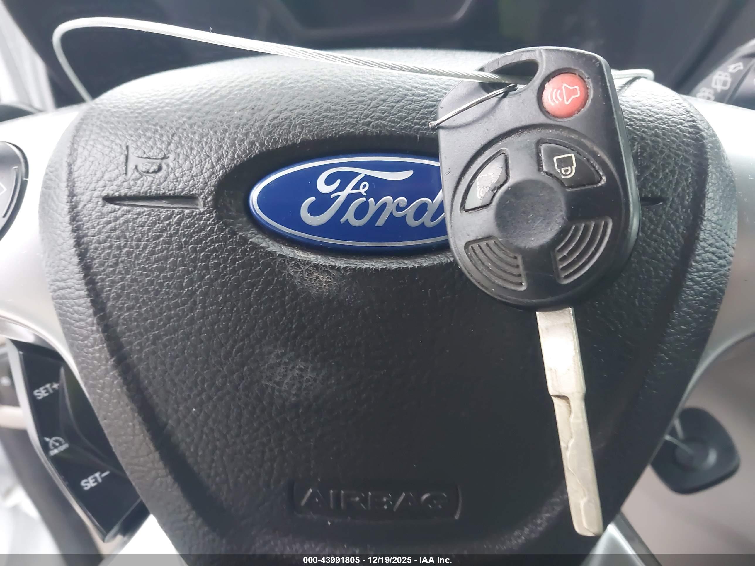 FORD TRANSIT image 11