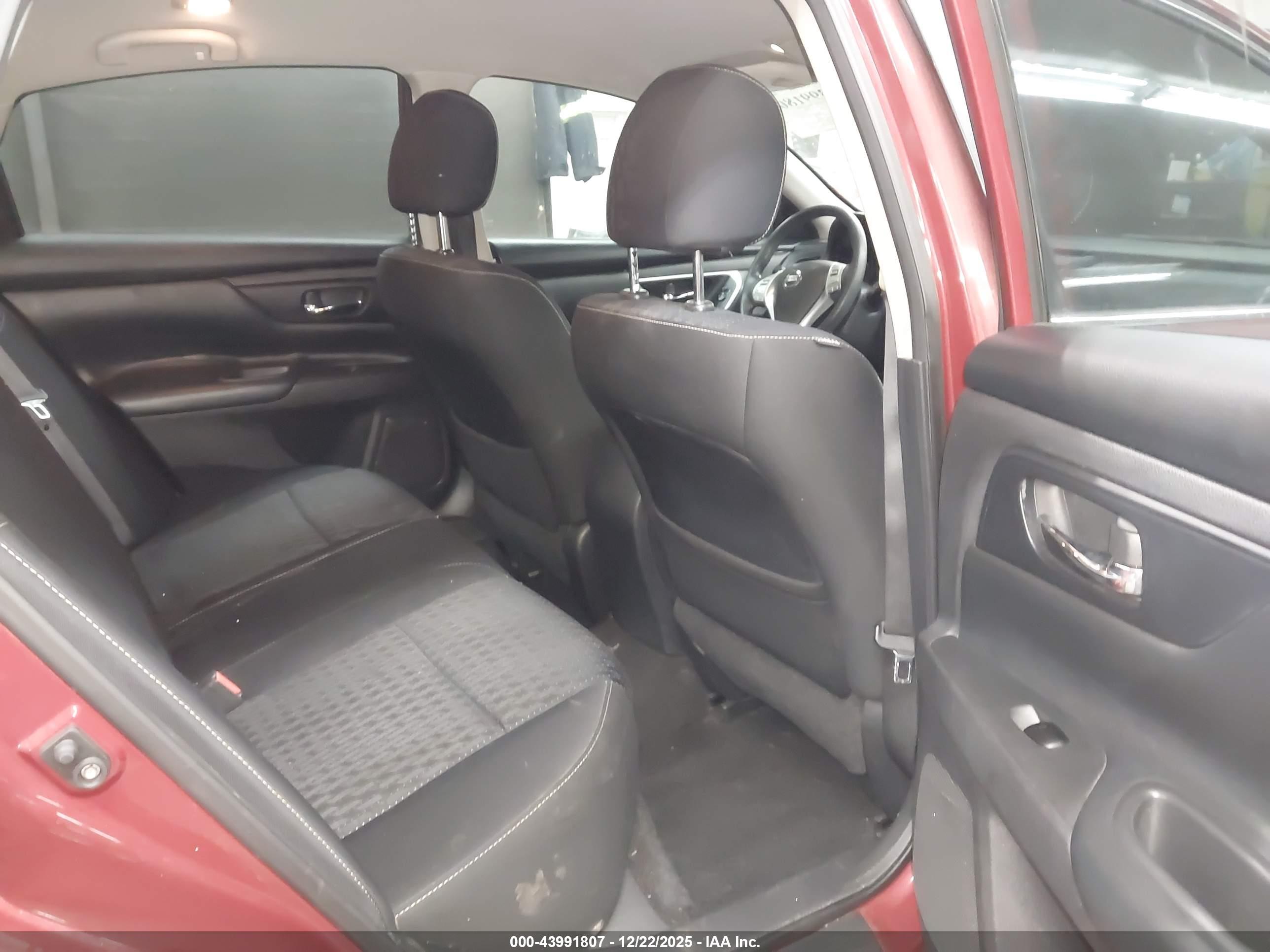 NISSAN ALTIMA image 8