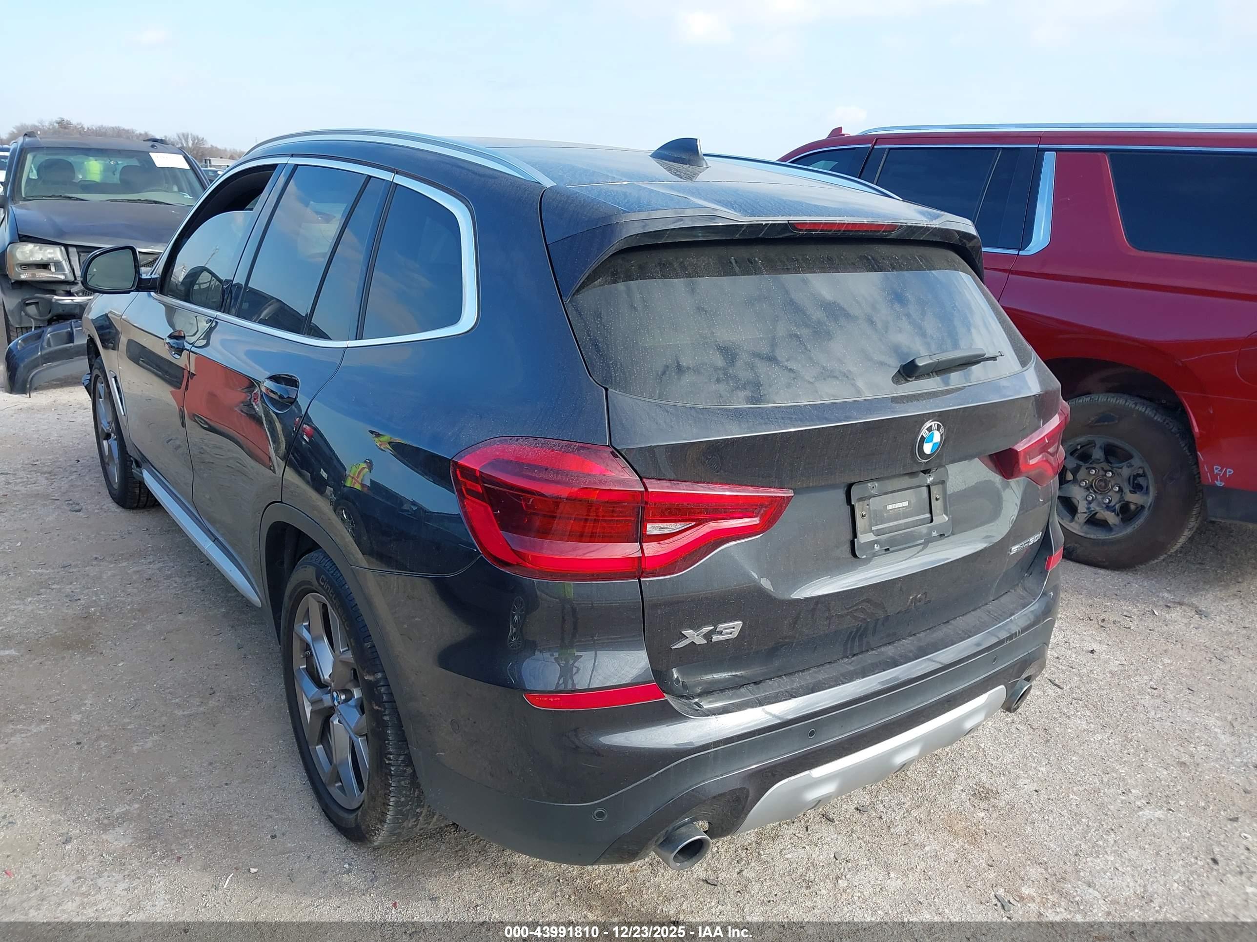 BMW X3 image 3