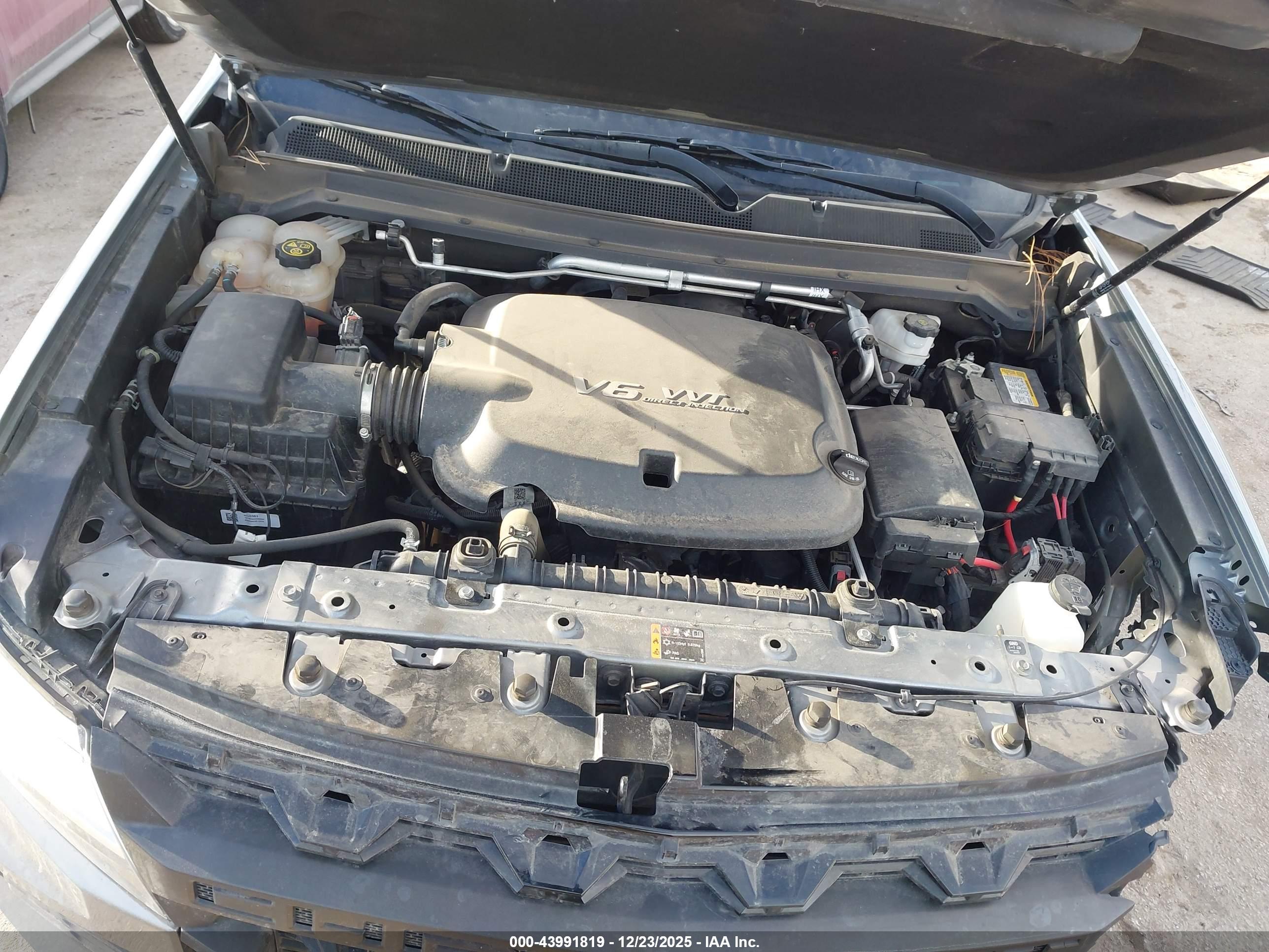 CHEVROLET COLORADO image 10