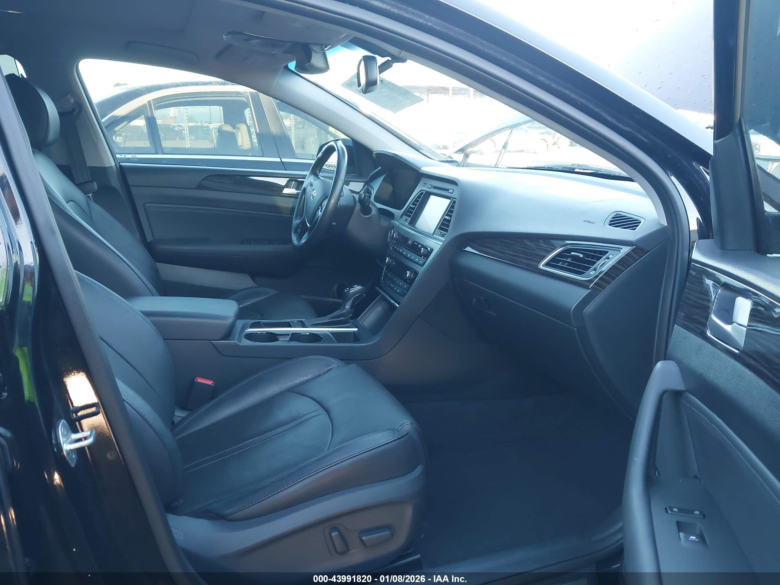 HYUNDAI SONATA image 5