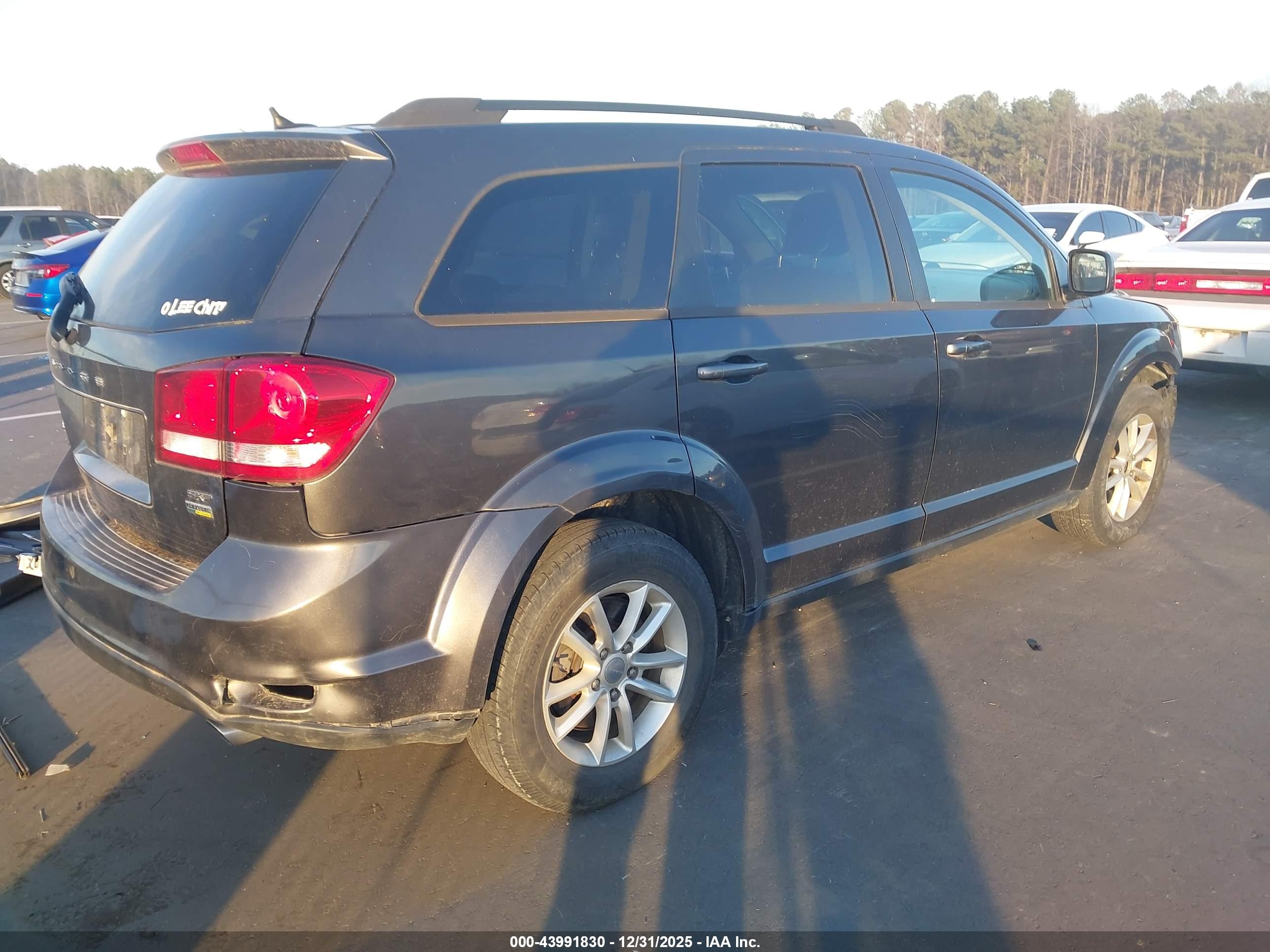 DODGE JOURNEY image 4