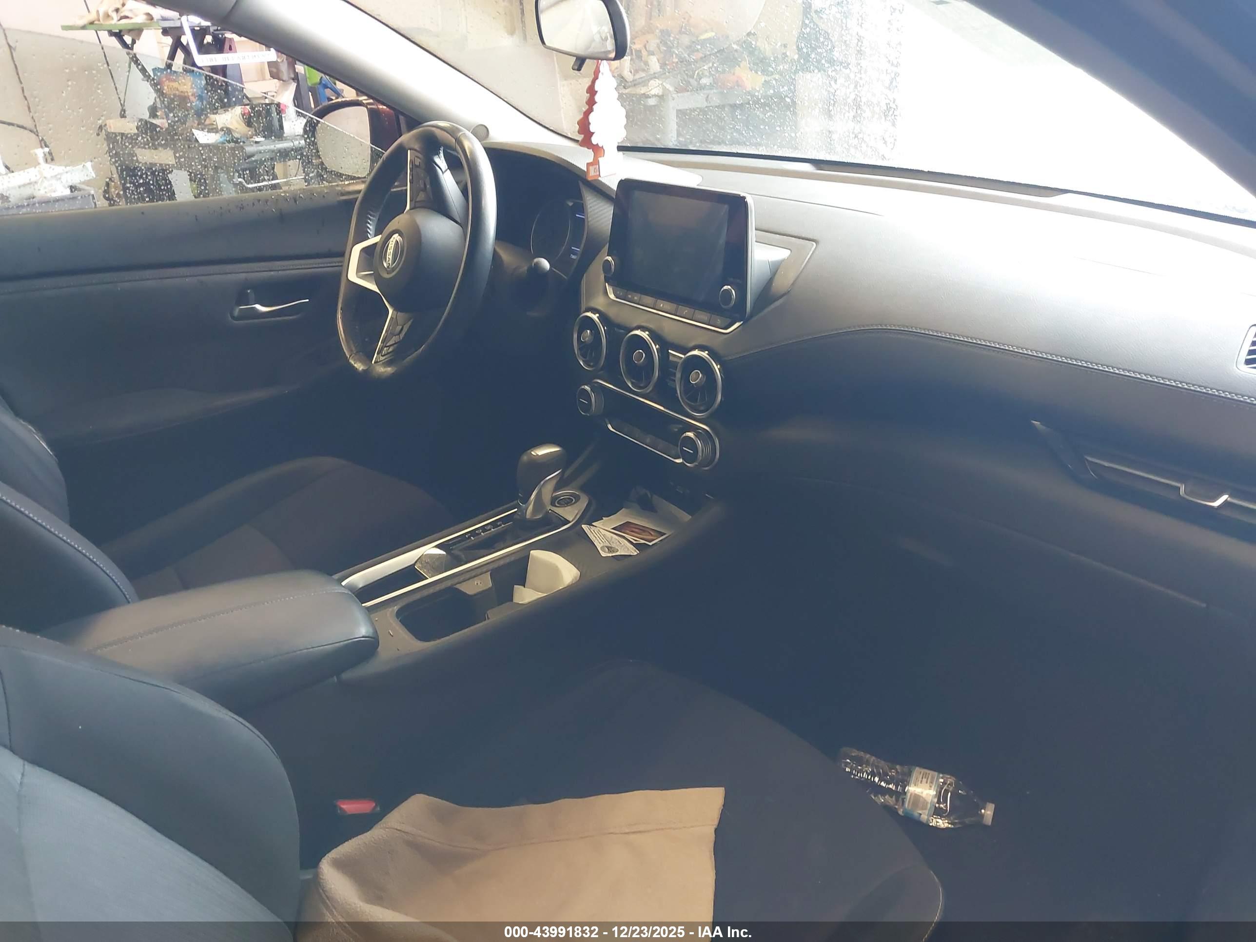 NISSAN SENTRA image 5